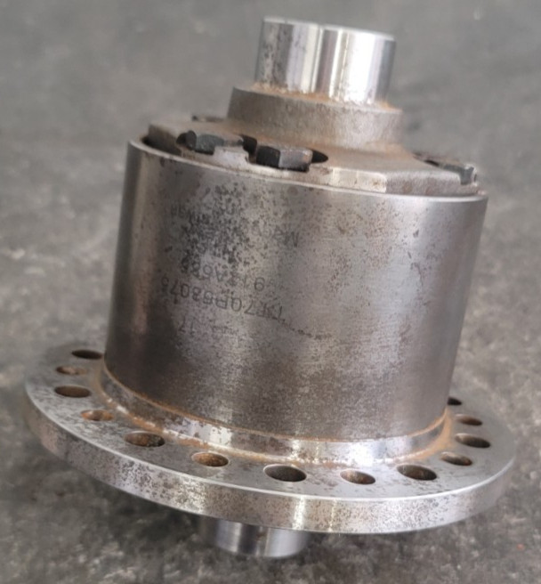 USED - Eaton 912A585 - Dana 30 Eaton Posi - 27 Spline - 3.73 and up - Truetrac
