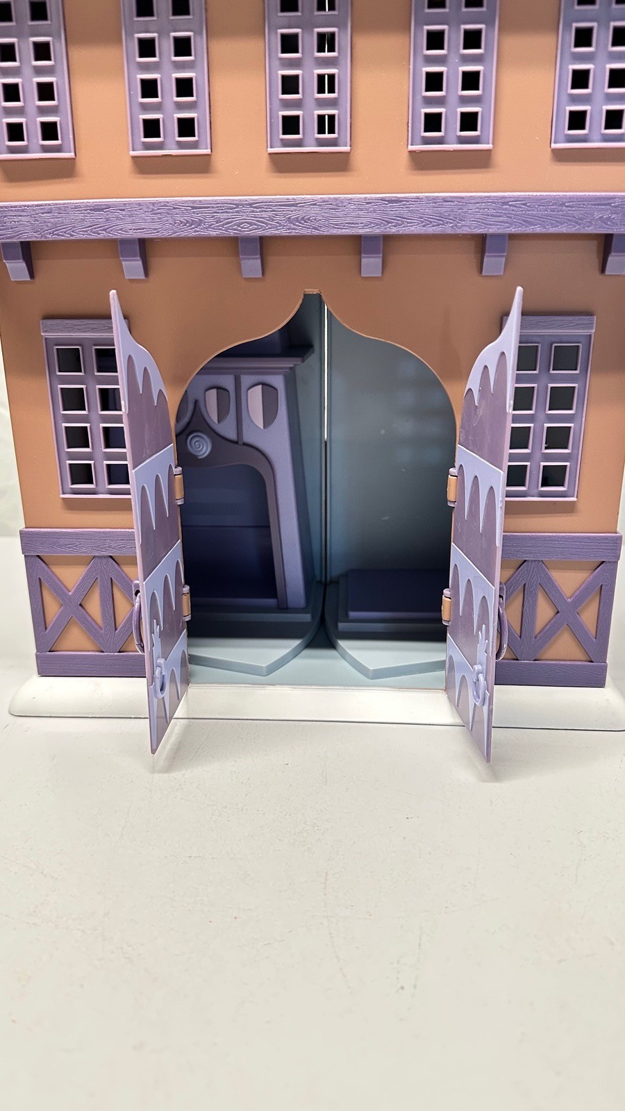 Playing Mantis Rudolph - Santa's Castle - plus extras from non-smoking home!