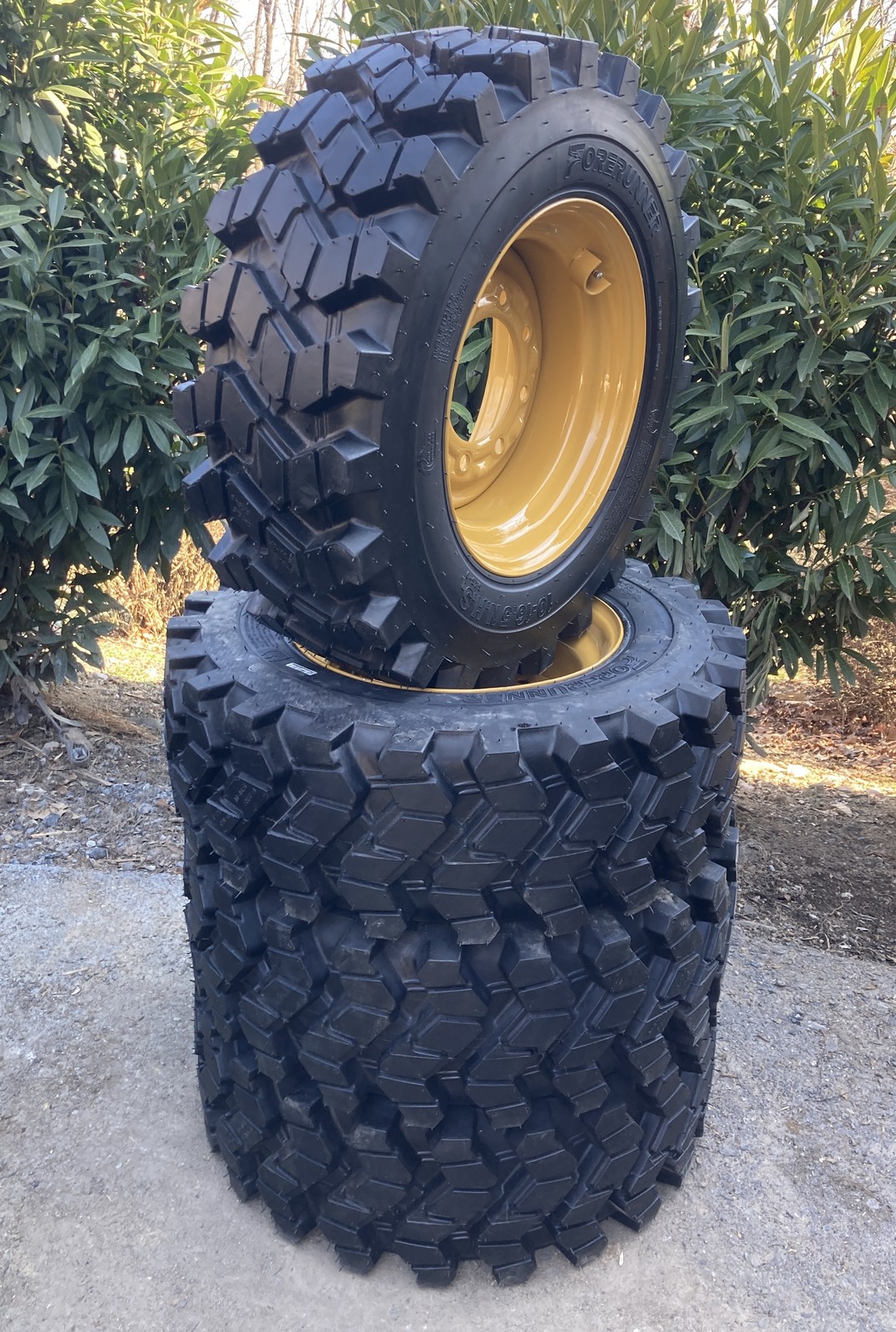 HD 10-16.5 SKS-9 Skid Steer Tires/Rims for Cat,John Deere,Gehl,Mustang & more