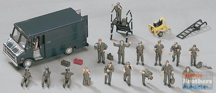 HAS35007 1:72 Hasegawa Modern US Pilot & Ground Crew Set
