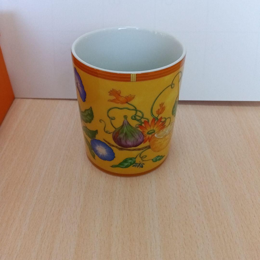 Hermes Siesta Flower Bird Design Mug Ceramic Yellow Elegant Coffee Cup