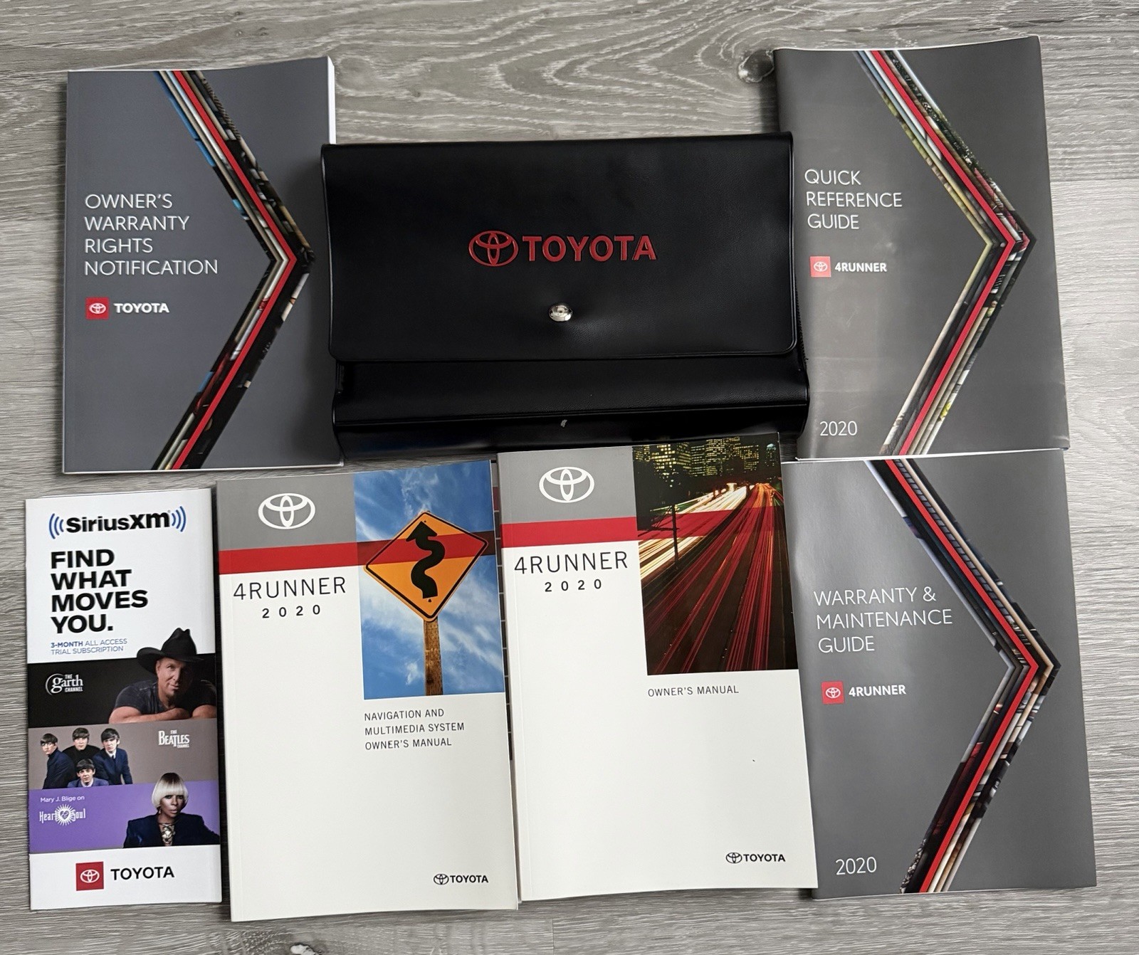 2020 TOYOTA 4RUNNER OWNERS MANUAL SET WITH CASE. FREE FAST SHIPPING!!