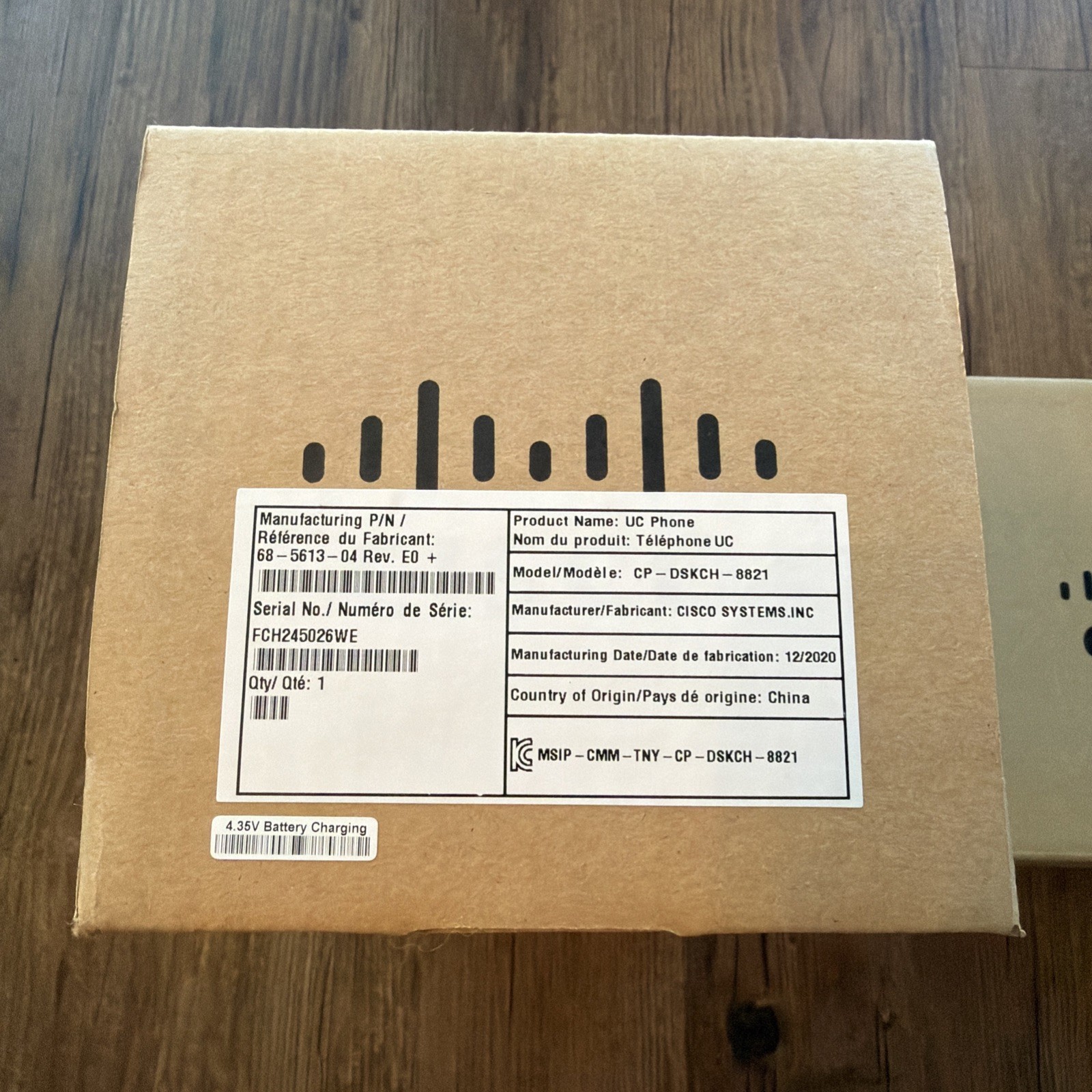 Cisco CP-8821 Wireless VoIP Phone w/ Charging Cable, Battery & DeskBase OPEN BOX