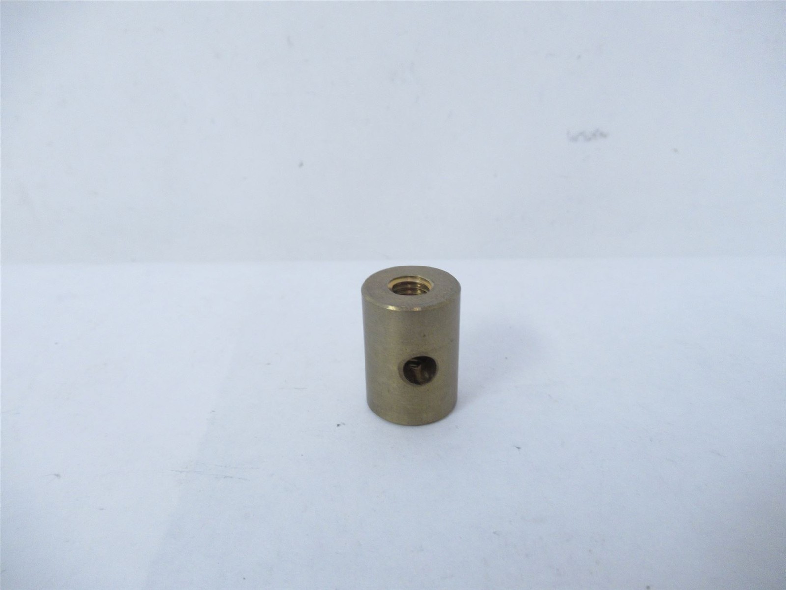 246550 New-No Box; Poly Clip 56625 Nut;TSA;M8 X 18 X 25MM L Brass