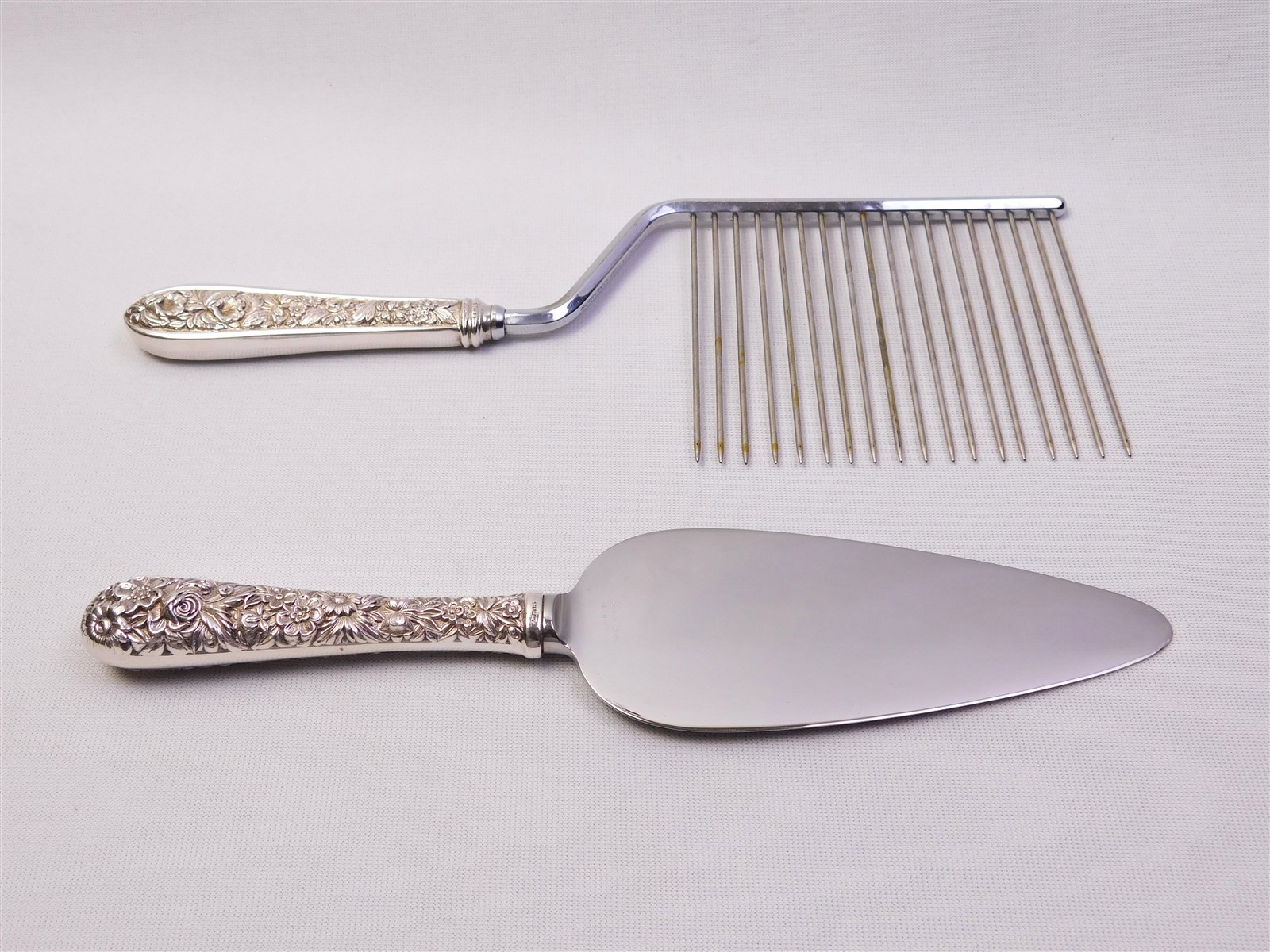 Vtg S. Kirk & Son Stieff Rose Sterling Silver Handles Cake Serving Set