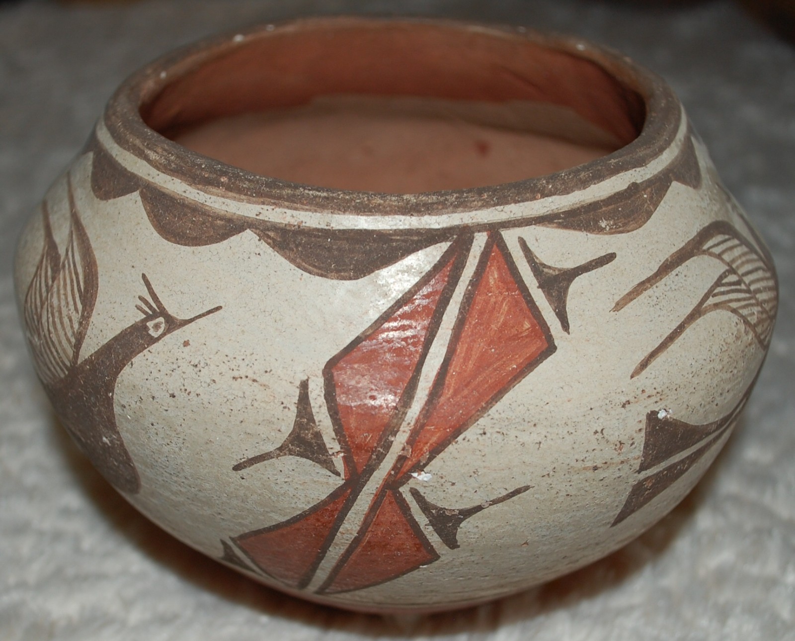 Early 1930-40's SEFERINA BELL Zia Pottery Bow w/Bird and Geometric designs
