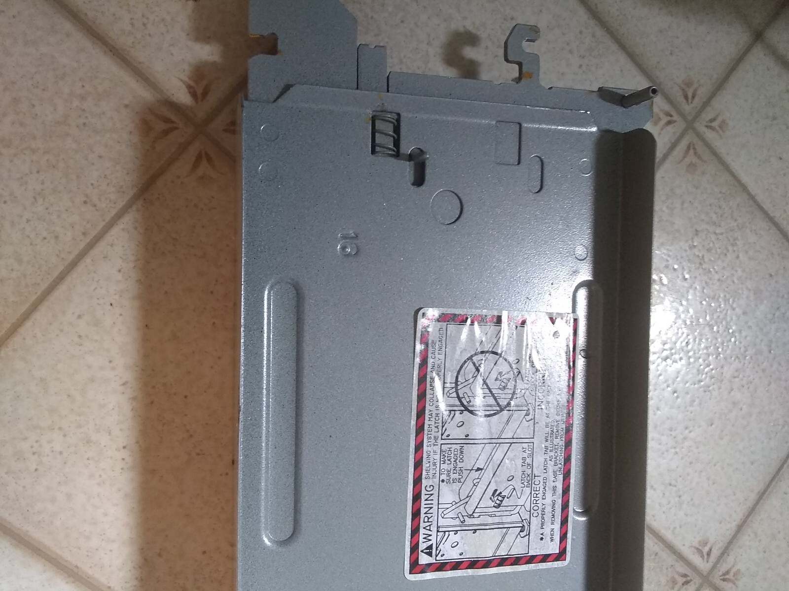 LOZIER BB16LB BASE brackets for lozier shelving