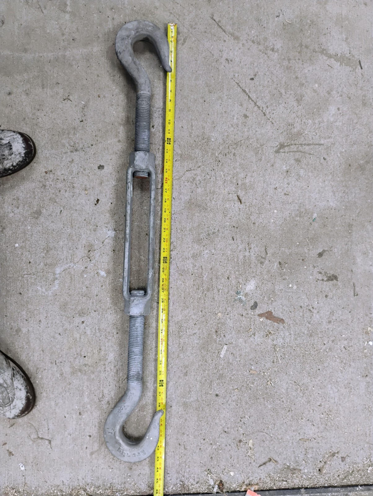 Crosby Turnbuckle 1 1/2 Hook To Hook Galvanized