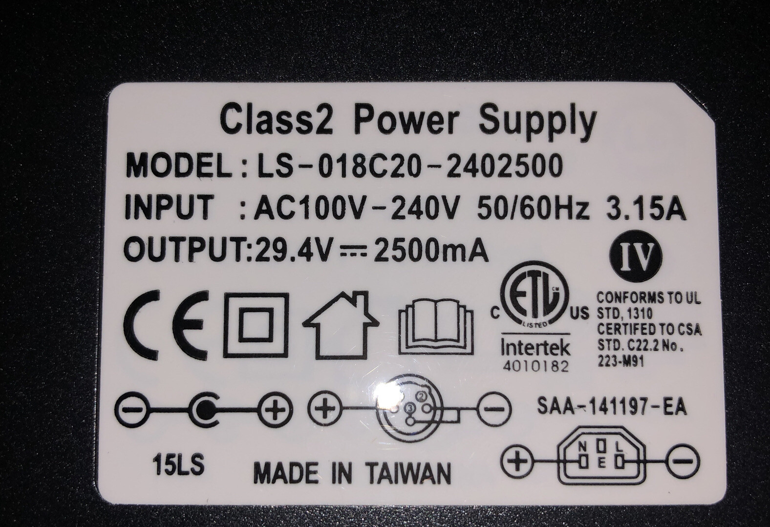 XLR 2.5 amp mobility S19 scooter 29.4v wheelchair LITHIUM ION battery charger