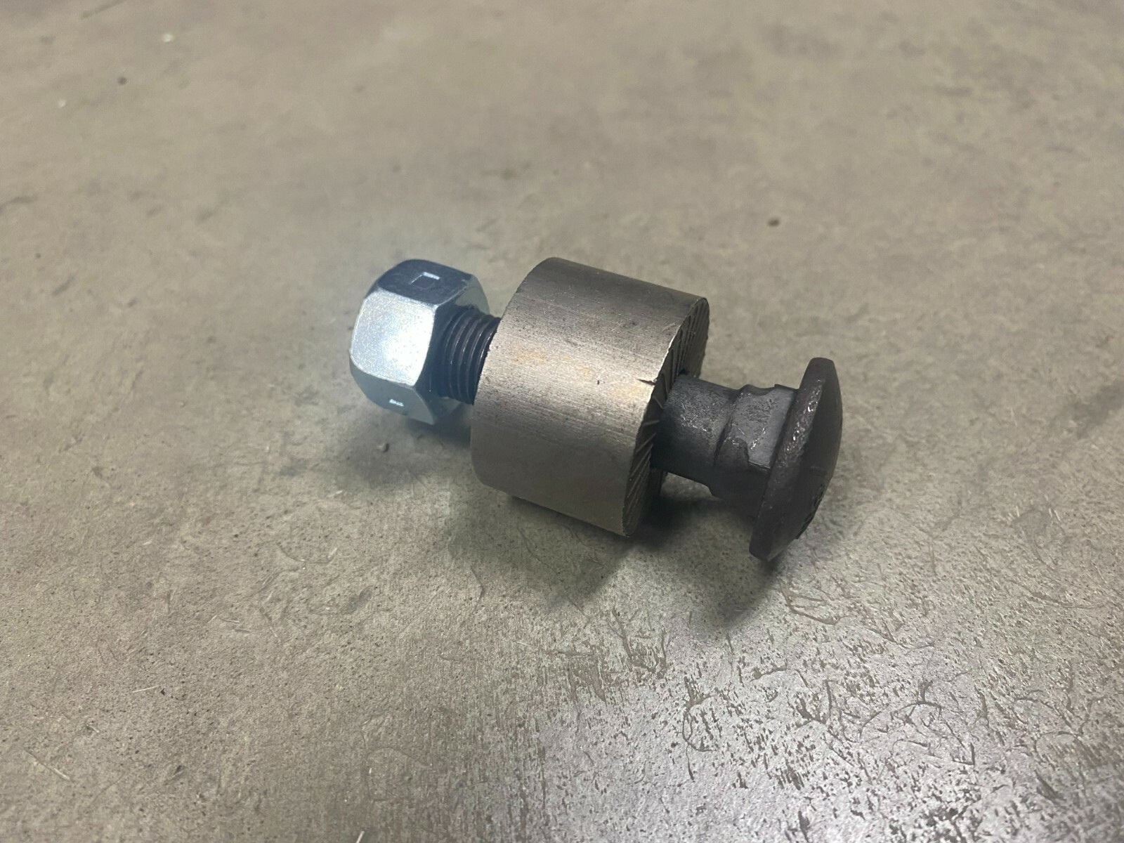 Grouser Bolt, Nut, and Bushing - 8864 8865 8866