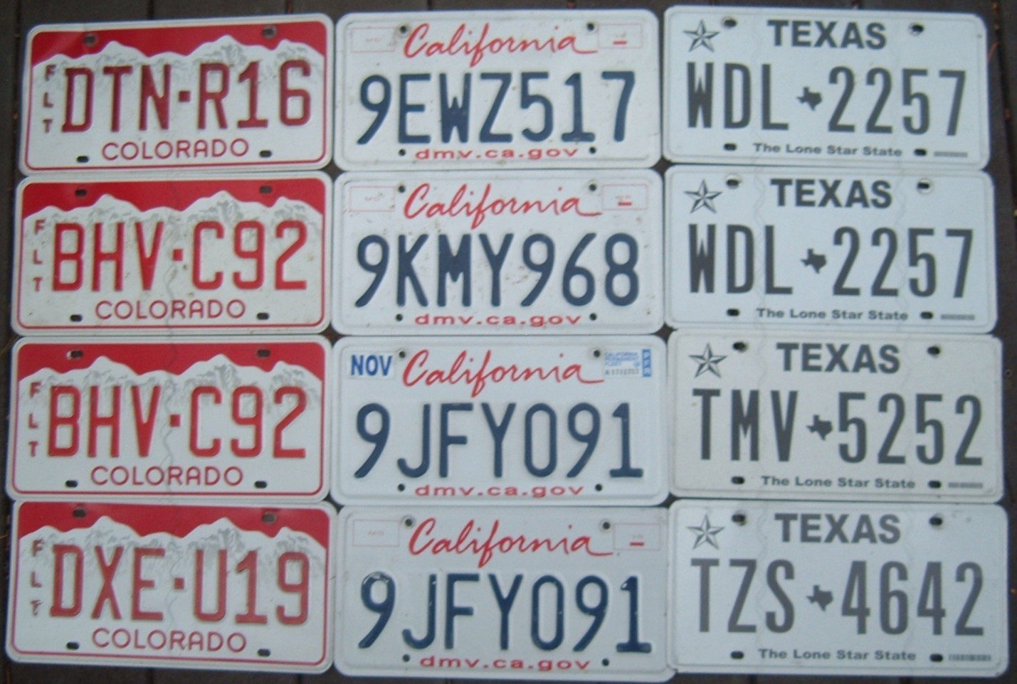 Lot of 12 US license plates Colorado Texas California Some pairs