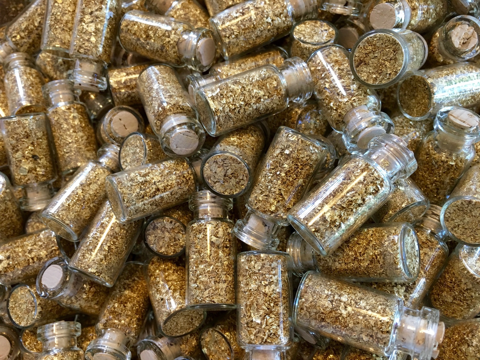 12 Large 2ml Bottles of Gold Leaf Flakes ..... Lowest price online !!