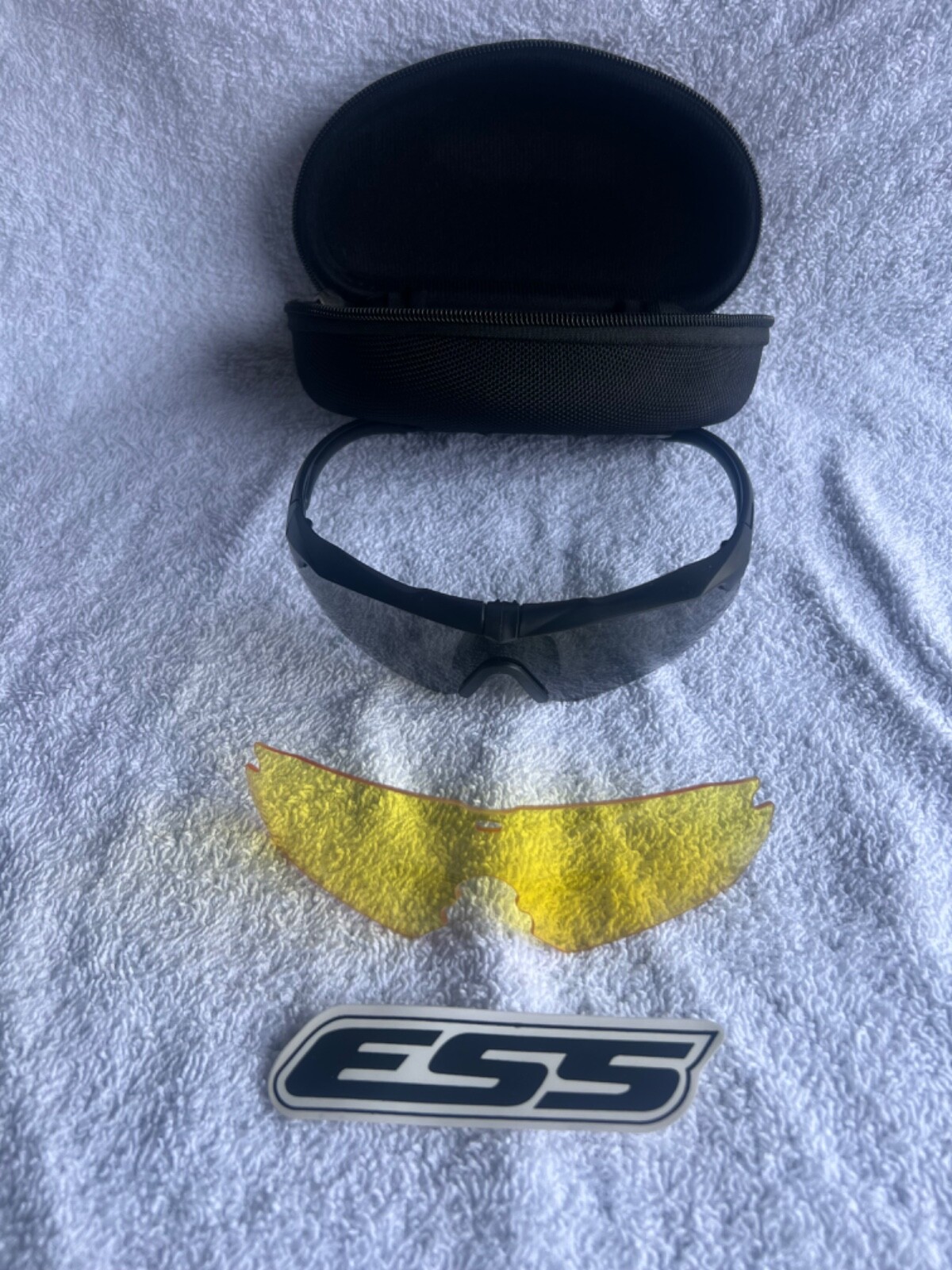 ESS Crossbow with 3 Lens and a case .. primo used maybe twice..