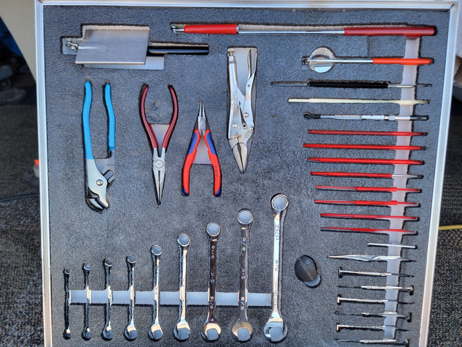 Joint Electronics Military Electronic System Tool Kit TK-105A/G Wilson Case EXC!