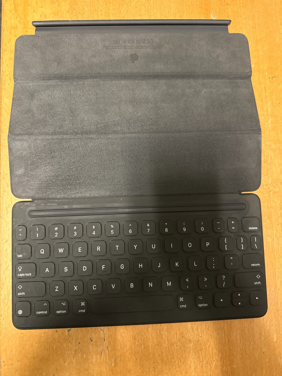 Apple iPad 7th/8th/9th Gen 10.2"/Pro 10.5"/Air 3rd Gen Smart Keyboard Black