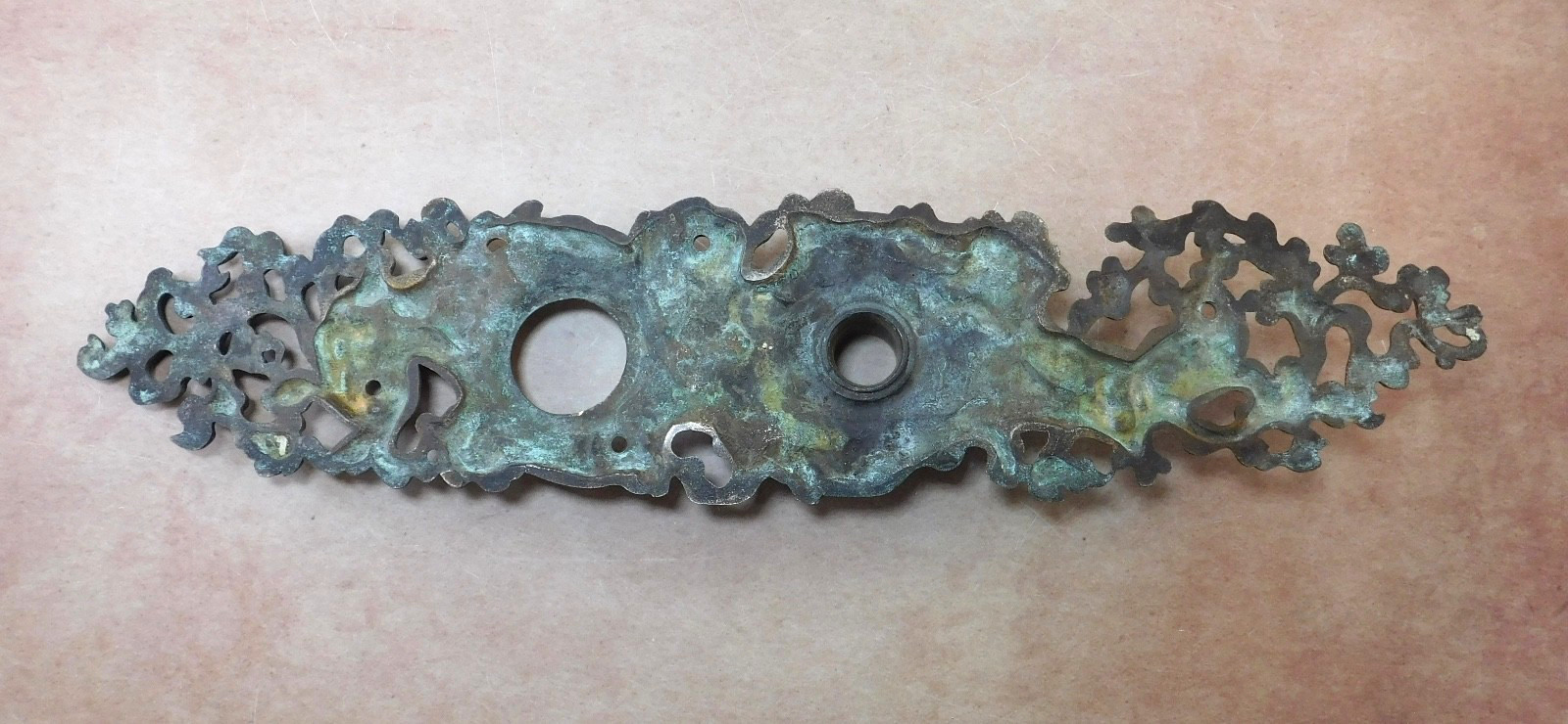 Antique Norwalk Heraldic 1900 brass bronze entrance door knob and plate E-14900