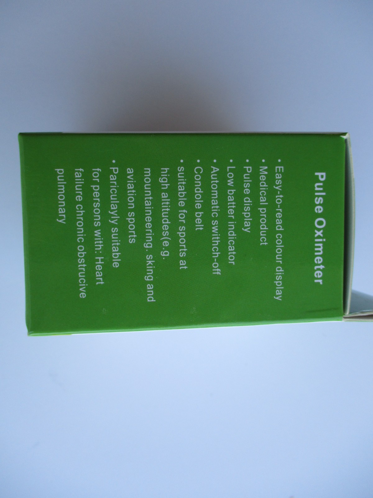 Pulse Oximeter Fingertip Heart Pulse Rate and Blood-Oxygen Monitor