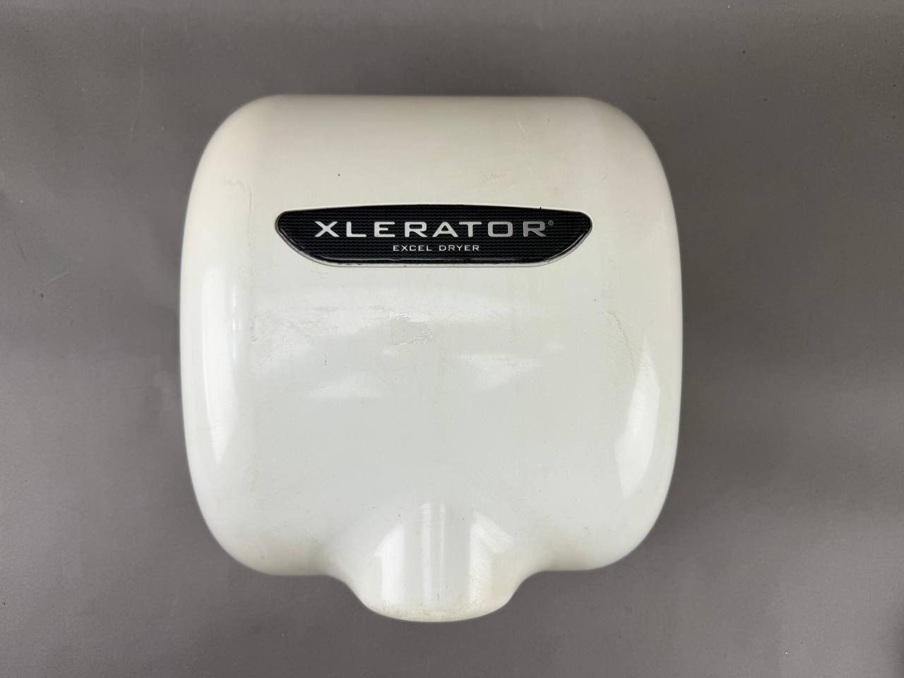 Excel Dryer XL-BW XLERATOR Eco Automatic Hand Dryer Quick Dry 120V - White