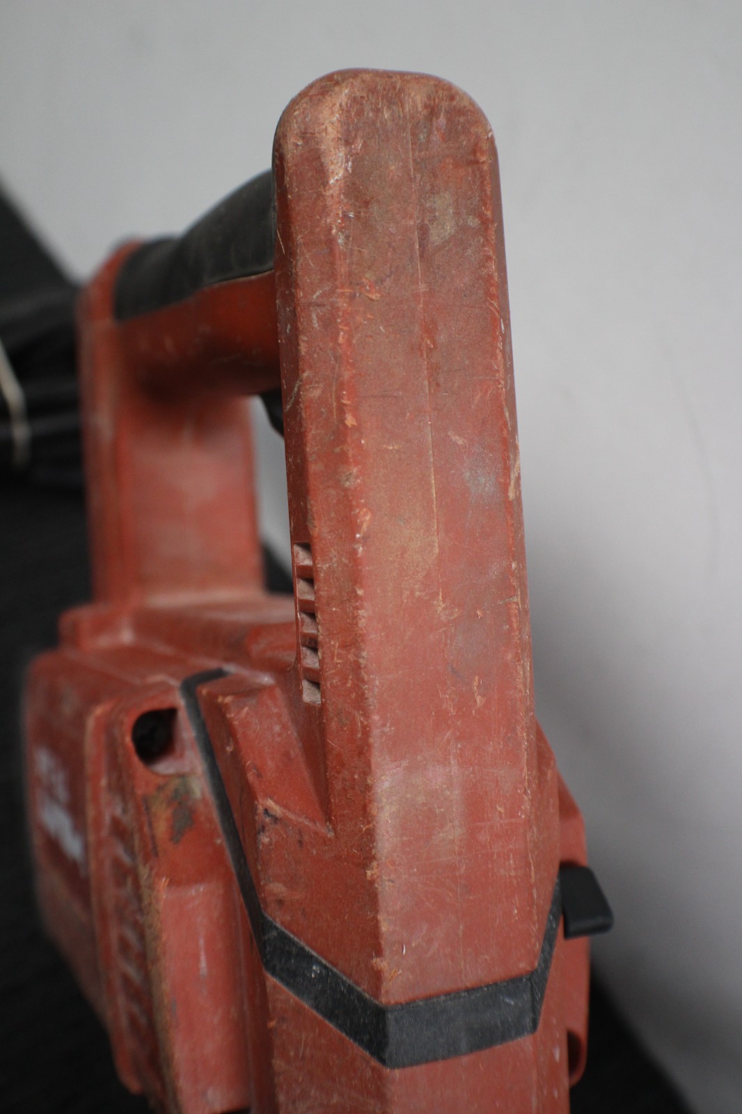 Hilti TE24 - 115V Corded Rotary HAMMER DRILL - W/Hard Shell Case.