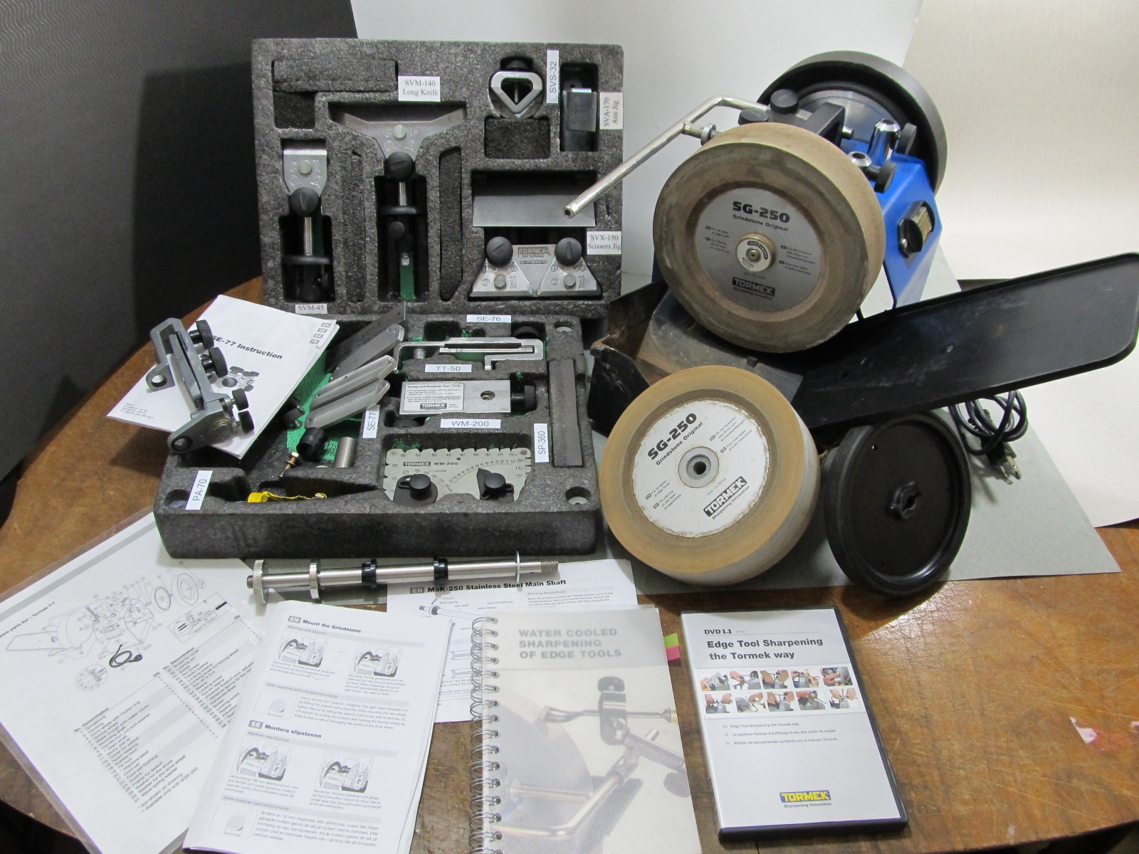 Tormek T-7 Water Cooled Sharpening System ***Pls Read