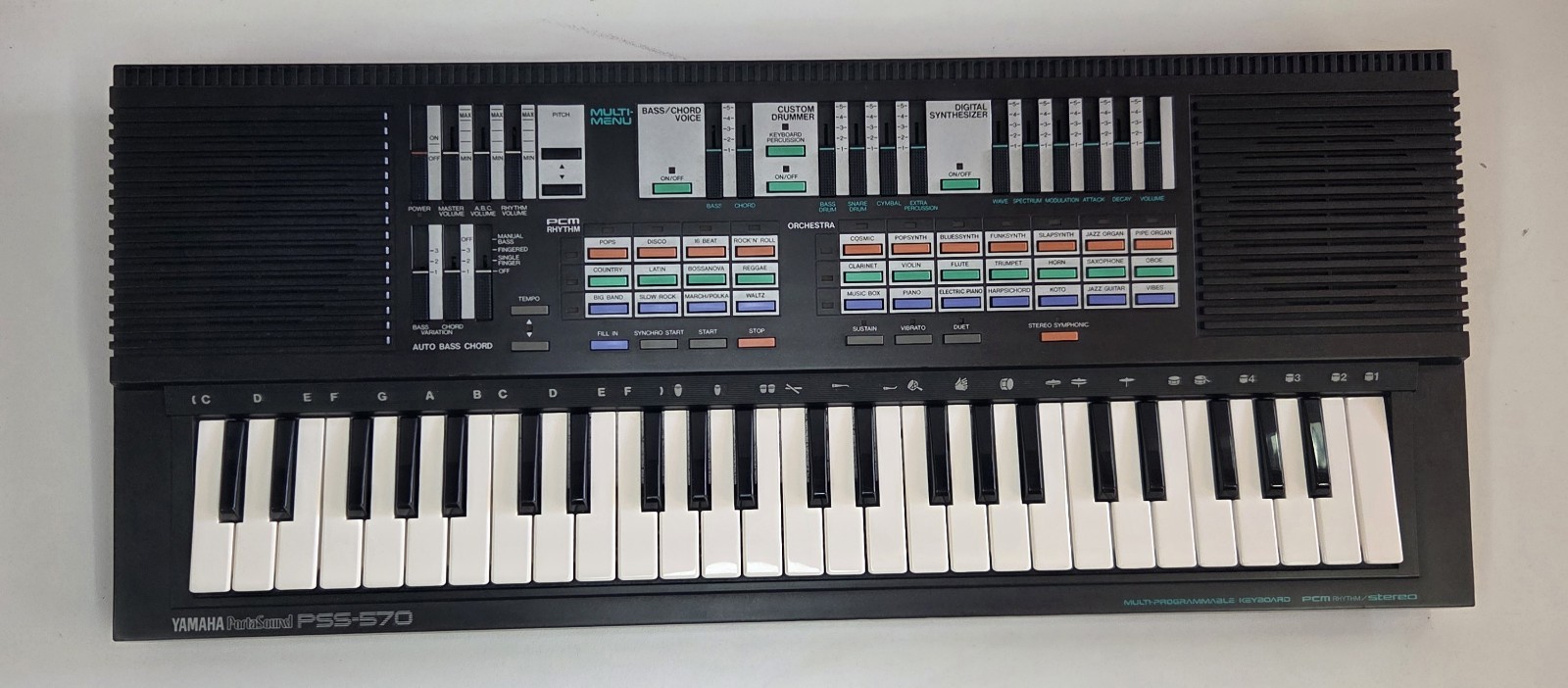 Yamaha Portasound PSS-570 Programmable Keyboard Synthesizer