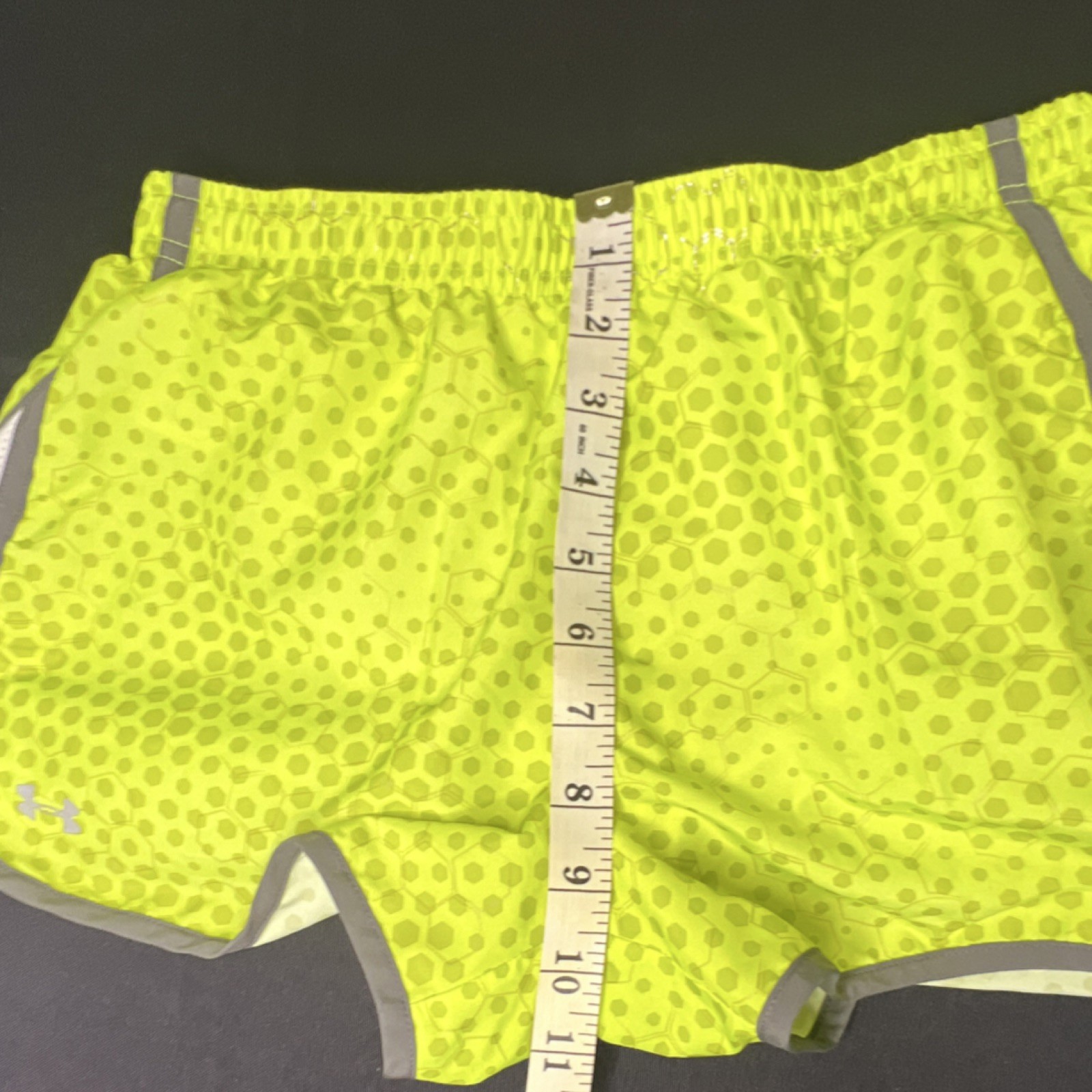 Under Armour HeatGear Women's Athletic Geometric Print Shorts Yellow Medium