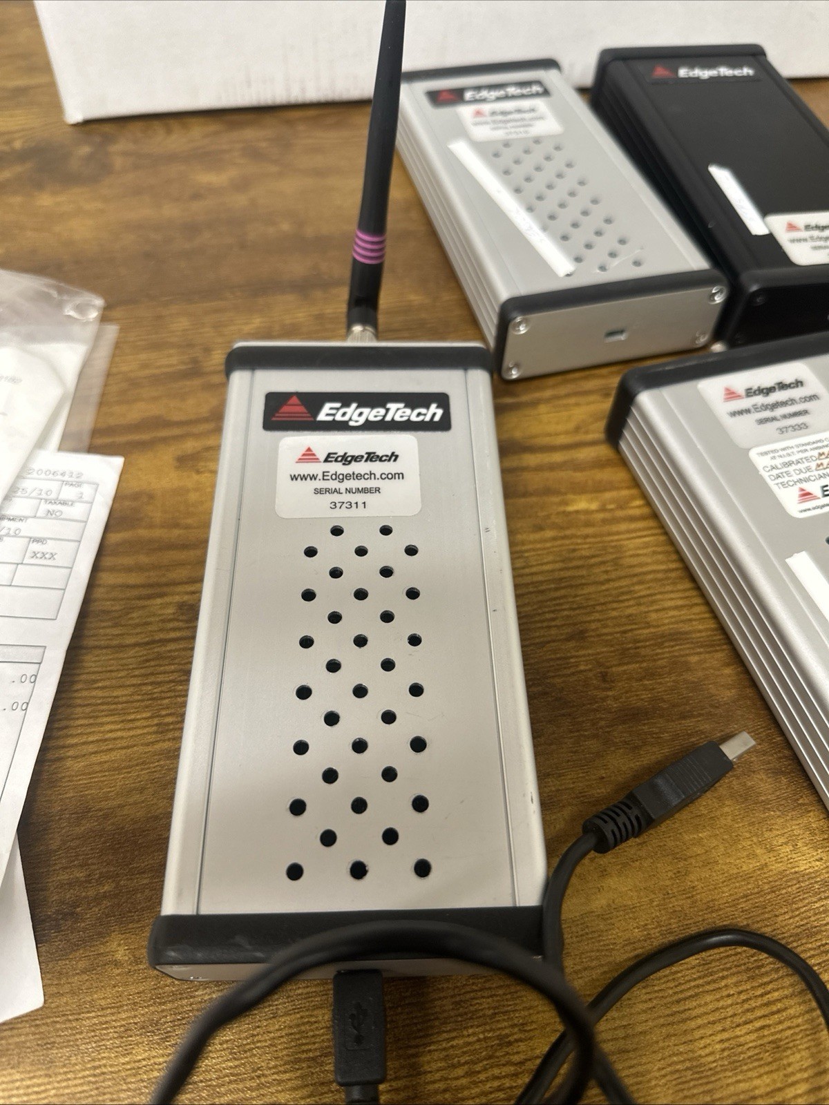 EDGETECH MODEL: 200T Dew Point Hydrometers There’s 7, Please See Pictures Thanks