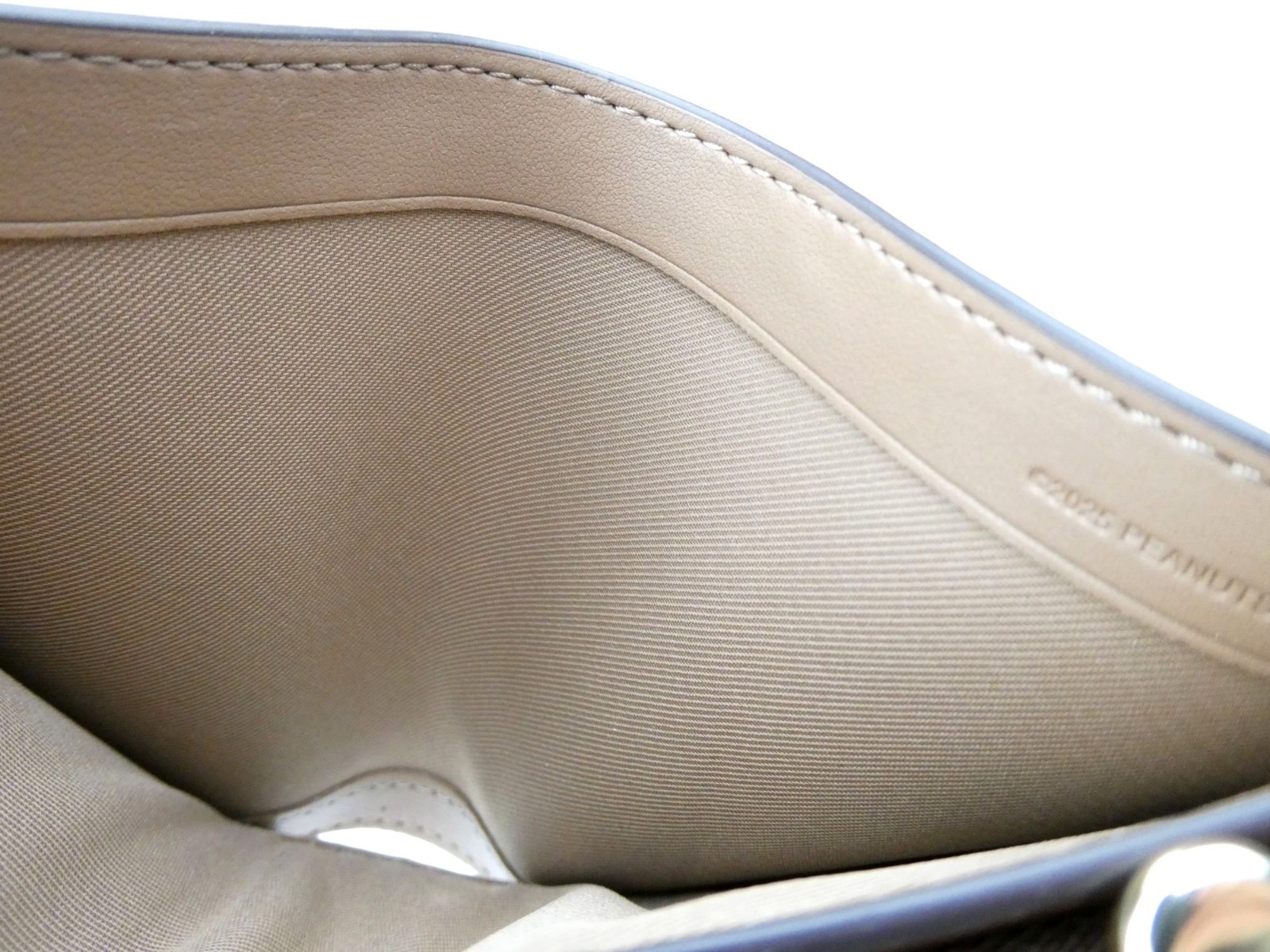 Coach X Peanuts Snap Wallet In Signature Canvas With Snoopy Print CBN32 With Box