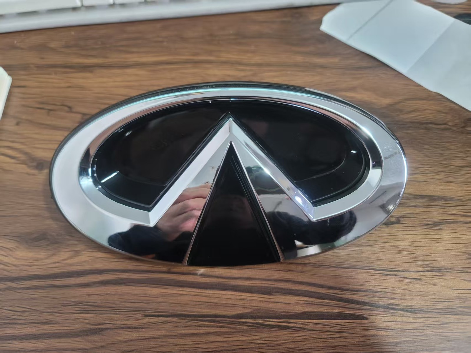 Fits 2018-2024 Q50 Front Chrome Emblem With Housing 628664HB0A