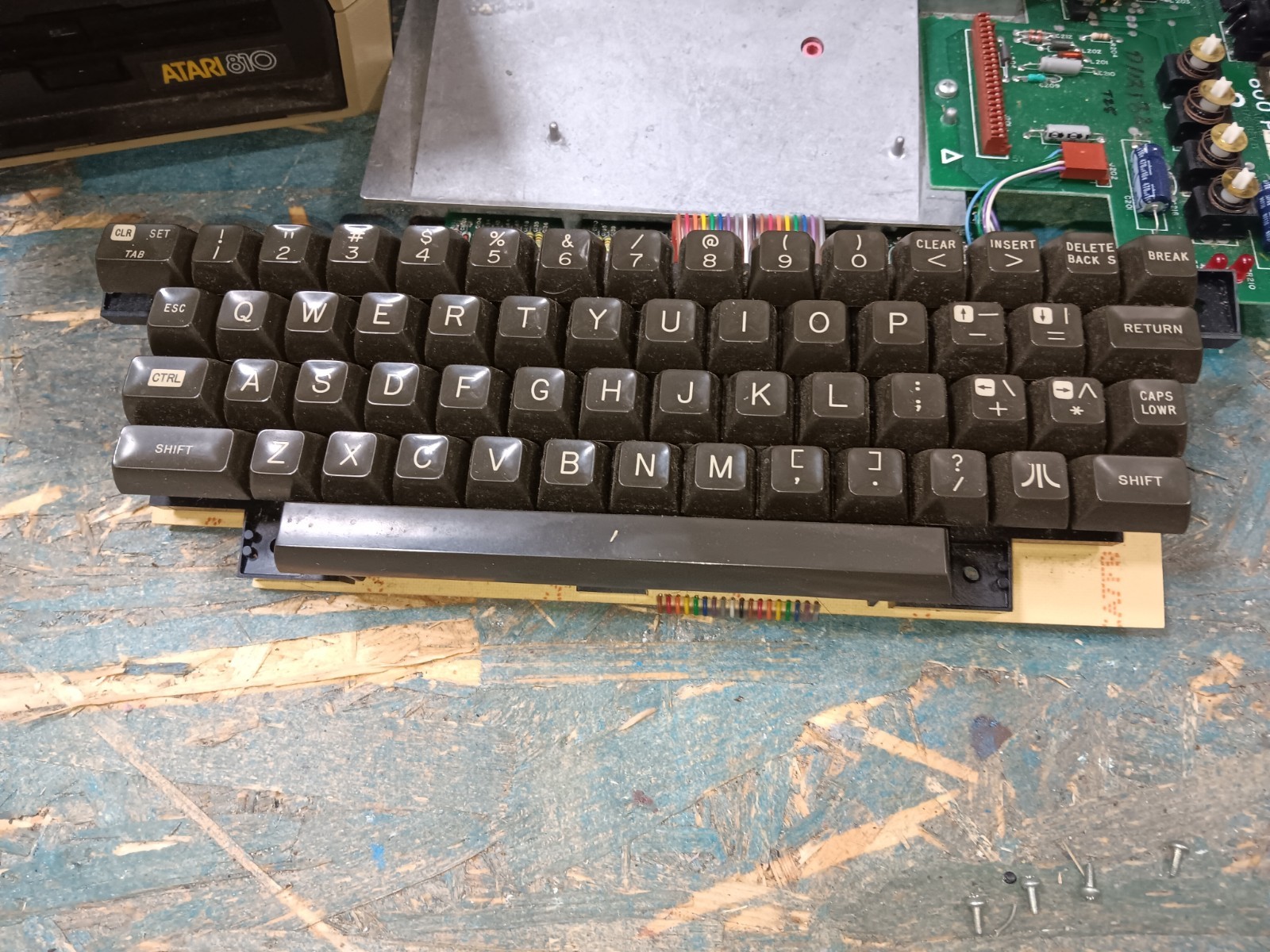 Atari 800 EXACT HI-TEK 373-700115A KEYBOARD-GOOD-QUICK TESTED-KEYS COME OFF-SEE