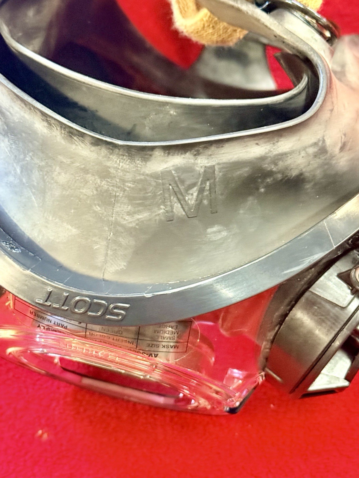 Scott AV-3000 HT -Mask w/ Voice Amp Adapter - Firefighter MASK Size - MEDIUM