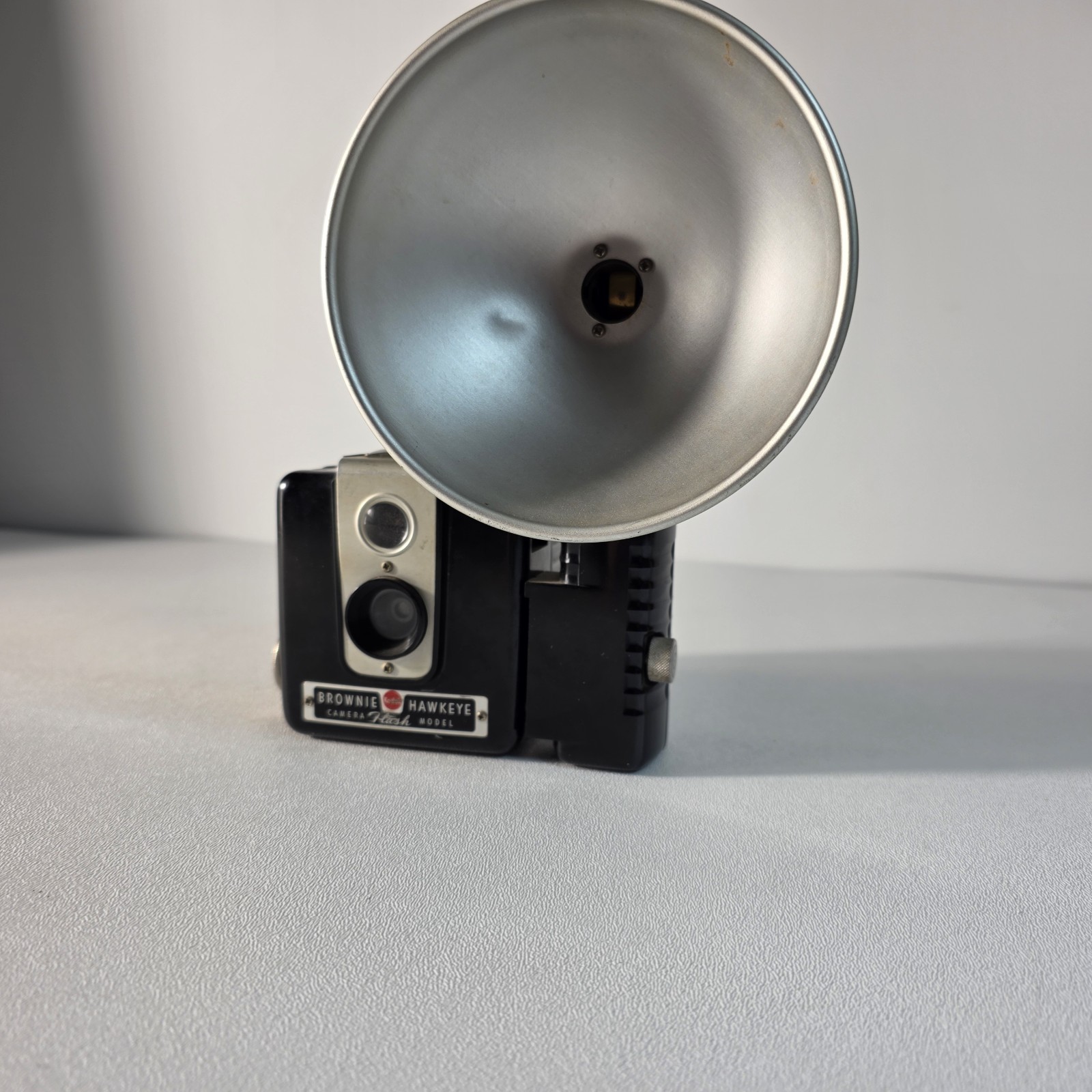 Antique Vintage Kodak Brownie Hawkeye Camera Flash Model