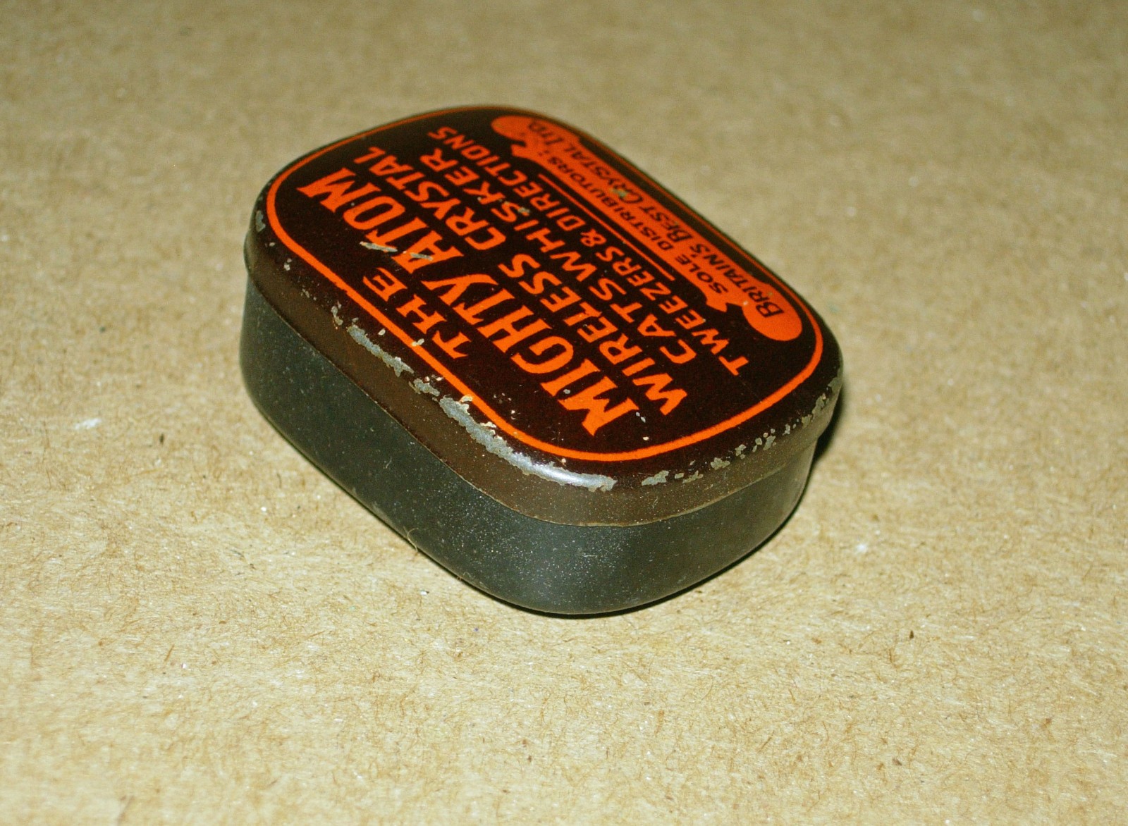 "MIGHTY ATOM" RADIO CRYSTAL WITH TIN, CATS WHISKER, TWEEZERS & INSTRUCTIONS (UK)