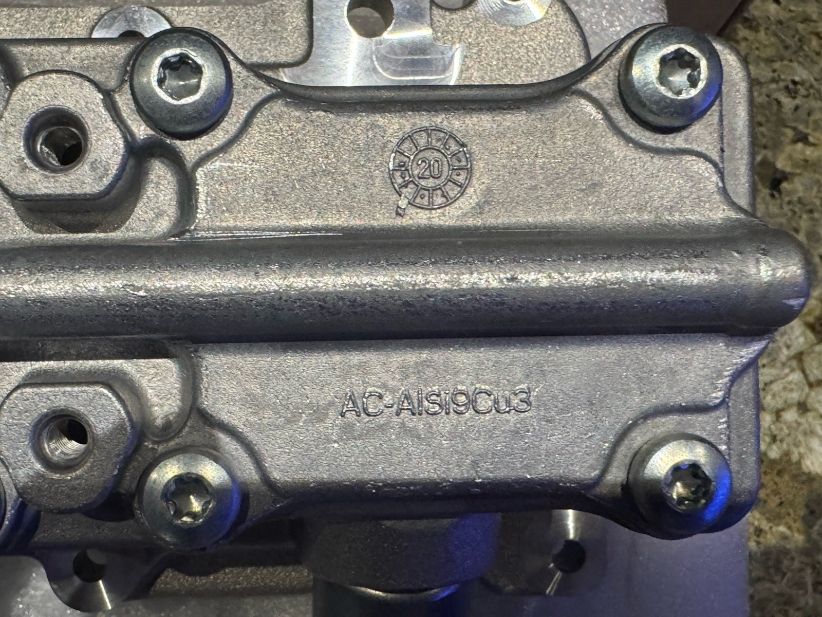 Land Rover 2.0 AJ200 Hydraulic Valve Block RR DISCOVERY SPORT EVOQUE-LR092033