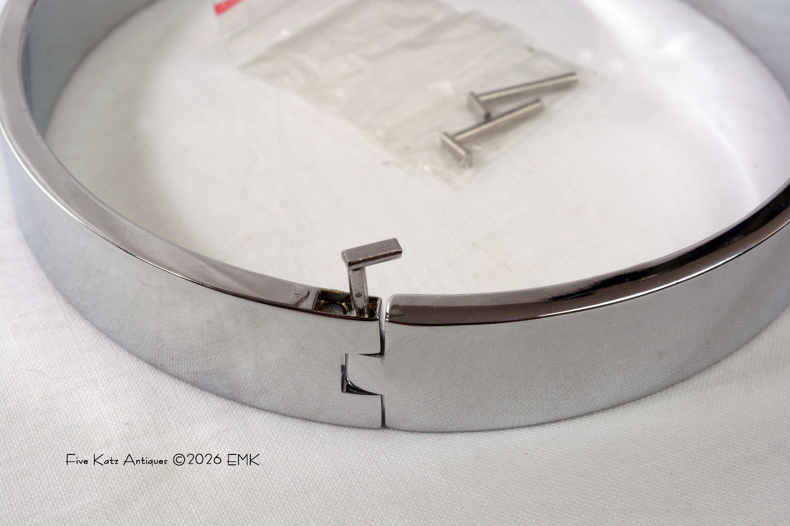 Steel Collar - Magnetic Pin - Restraint - Role Play - Bondage - New Old Stock