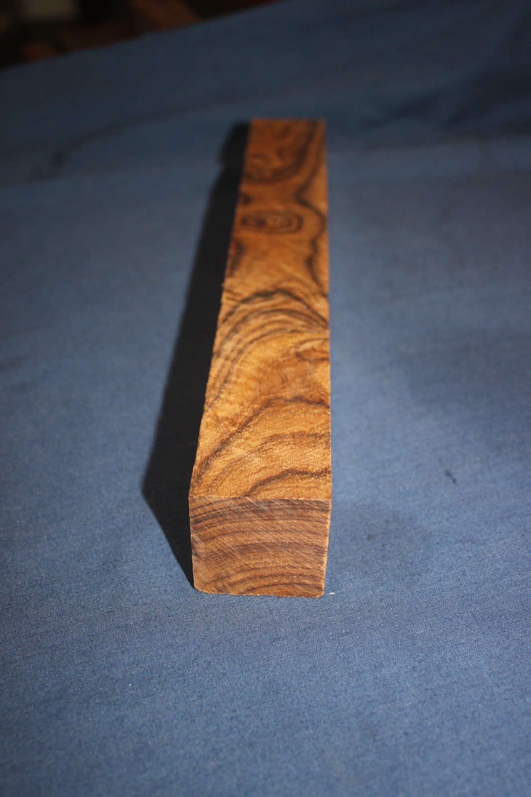 Arizona Desert Ironwood DUCK CALL 1.51" x 1.52" x 12" #D975