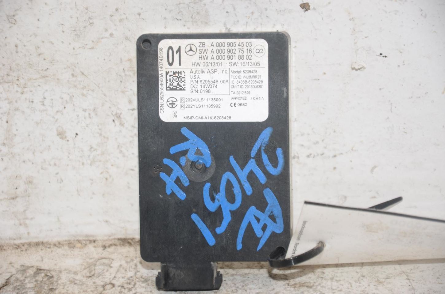 2014 2015 MERCEDES BENZ CLA250 Blind Spot Radar Object Distance Sensor 9127