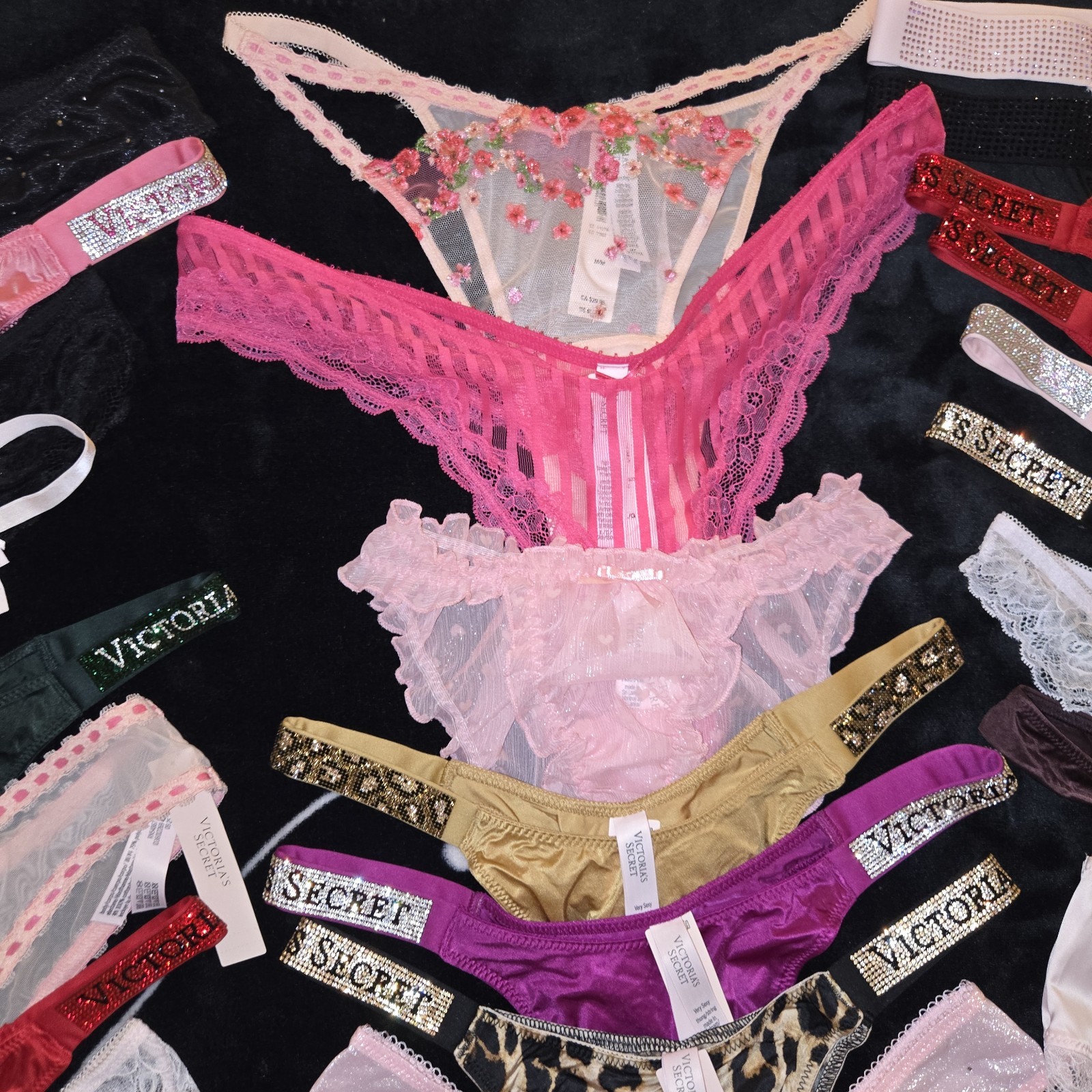 New! Victoria's Secret Mixed Panty Bundle❤️ Newest Styles Only🩷 XS-XL💕💕❣️❤️❤️