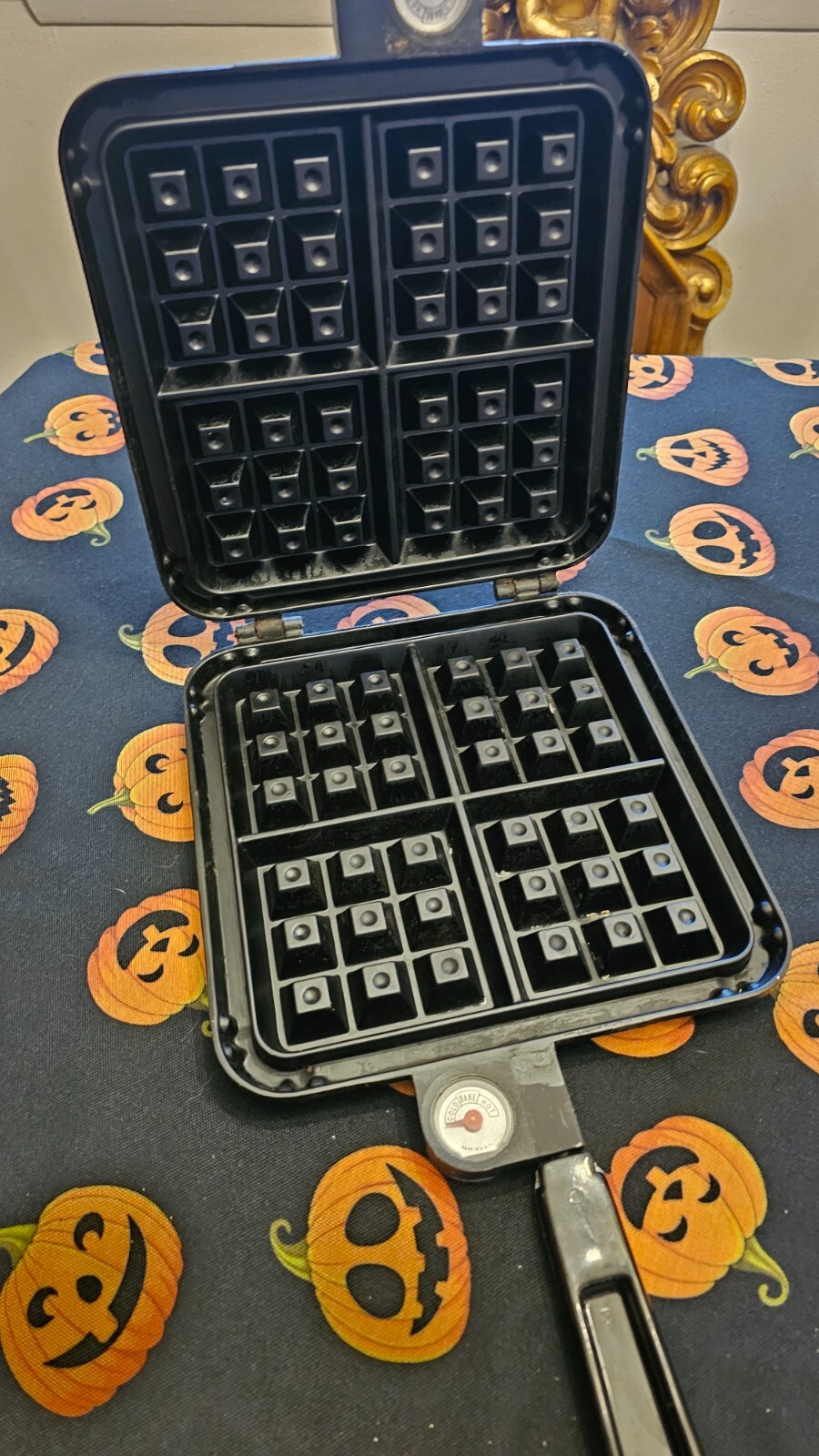 Vintage Mid Century Nordic Ware Belgian Waffle Maker Stovetop