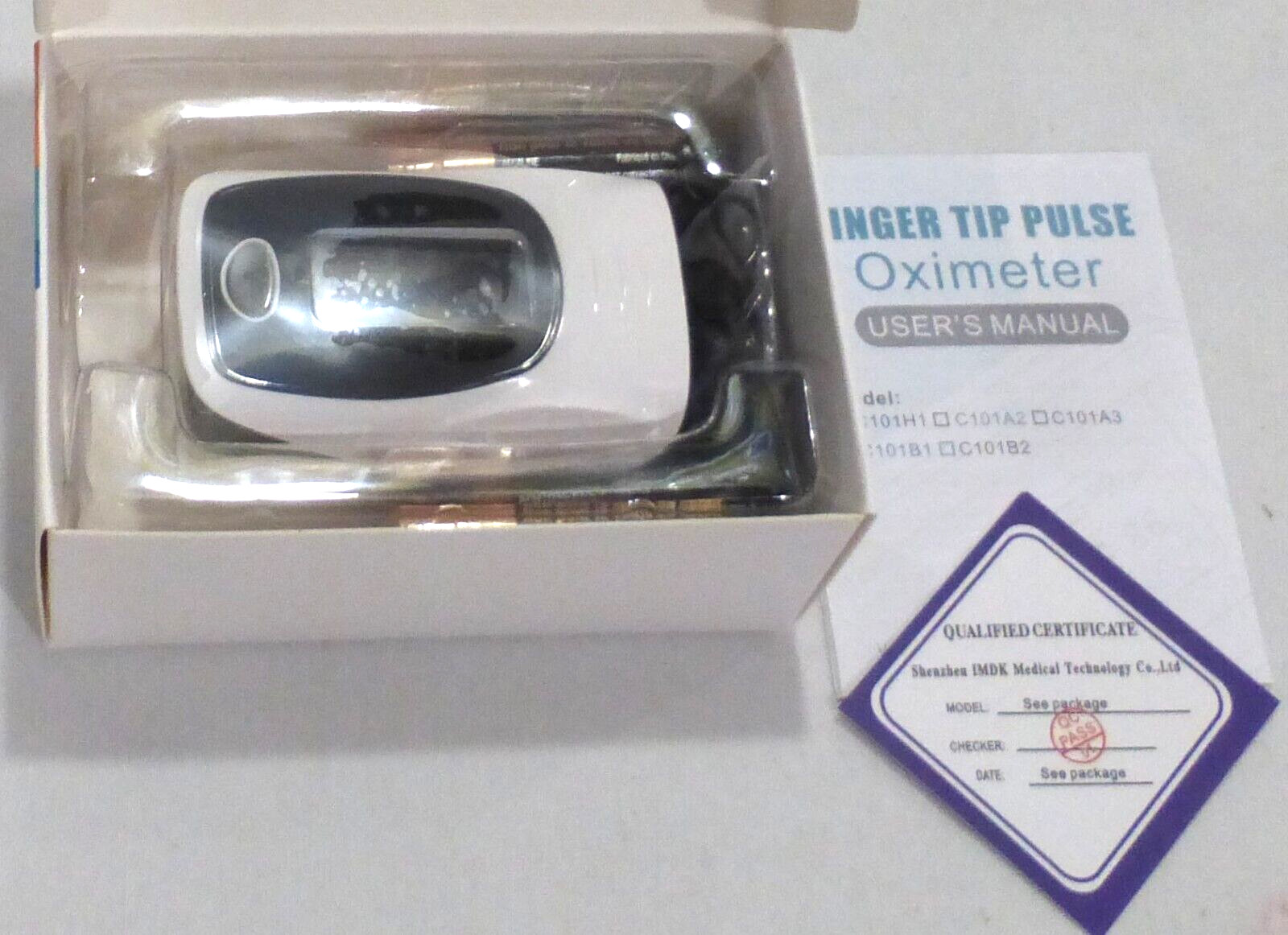 iMDK Fingertip Pulse Oximeter Model C101A3, NEW