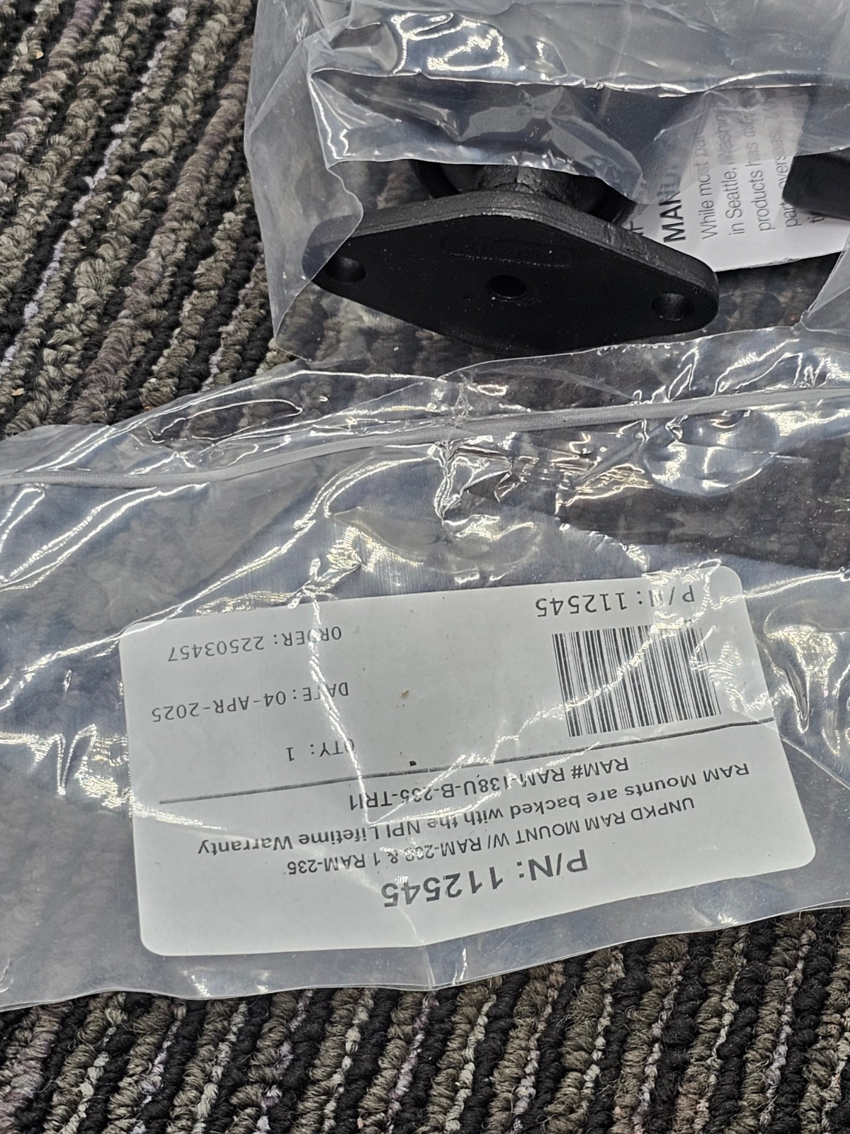 RAM 112545 Mount Display RAM-138U-B-235-TRI1 Black For Trimble GFX-350/750