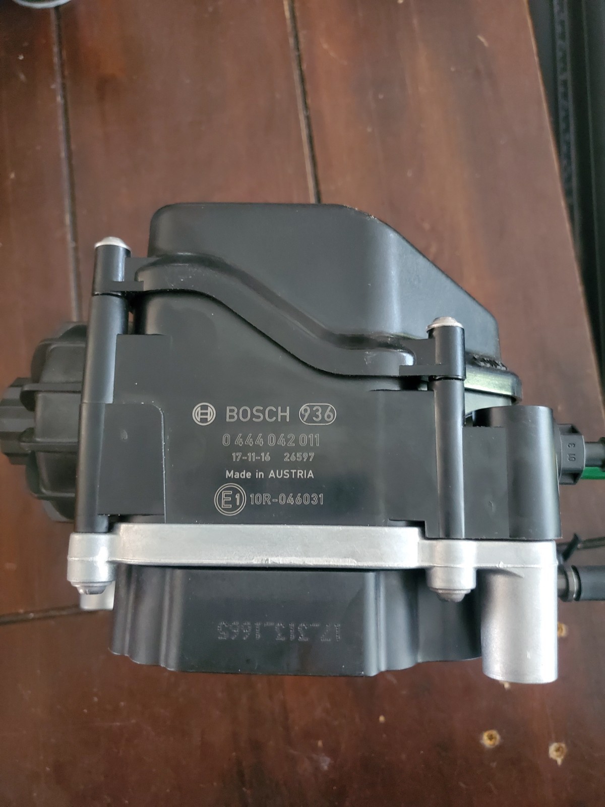 New OEM Volvo Mack Def Pump Dosing Module 24V 21576178 Bosch 0444042011 Austria