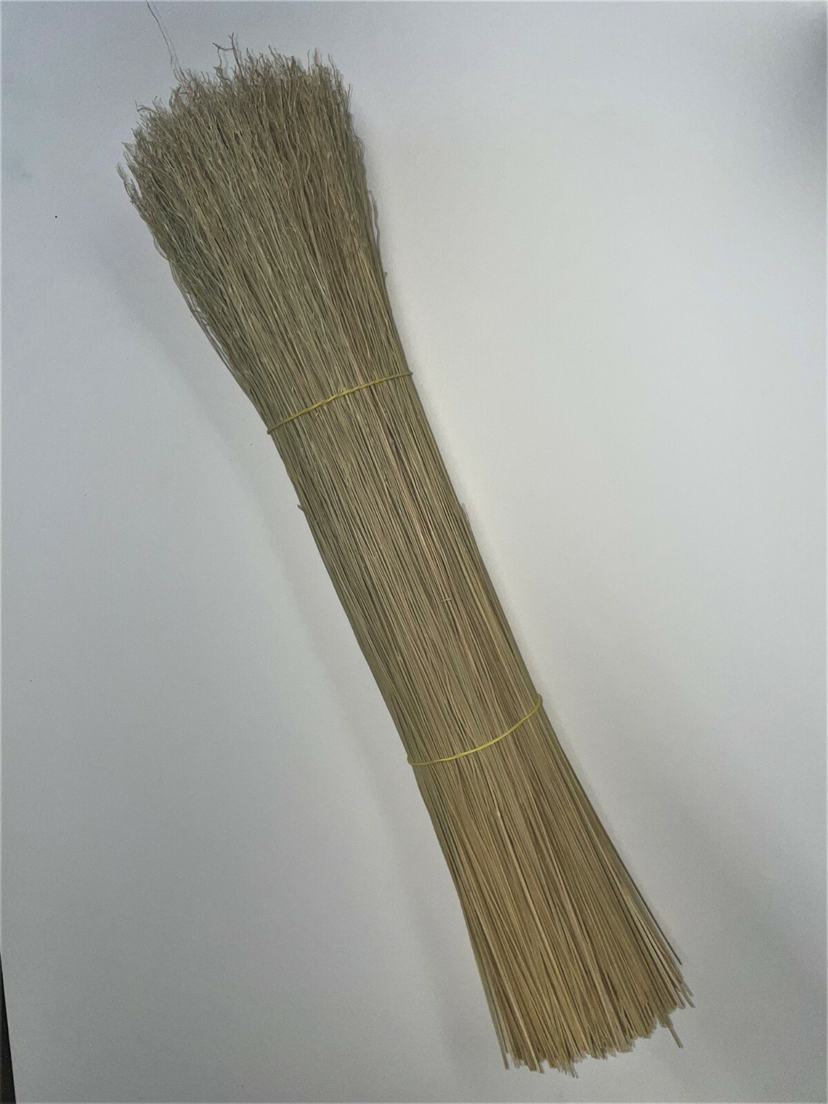 Broomcorn 20 inch length 1 pound bundle of outsides/hurl 