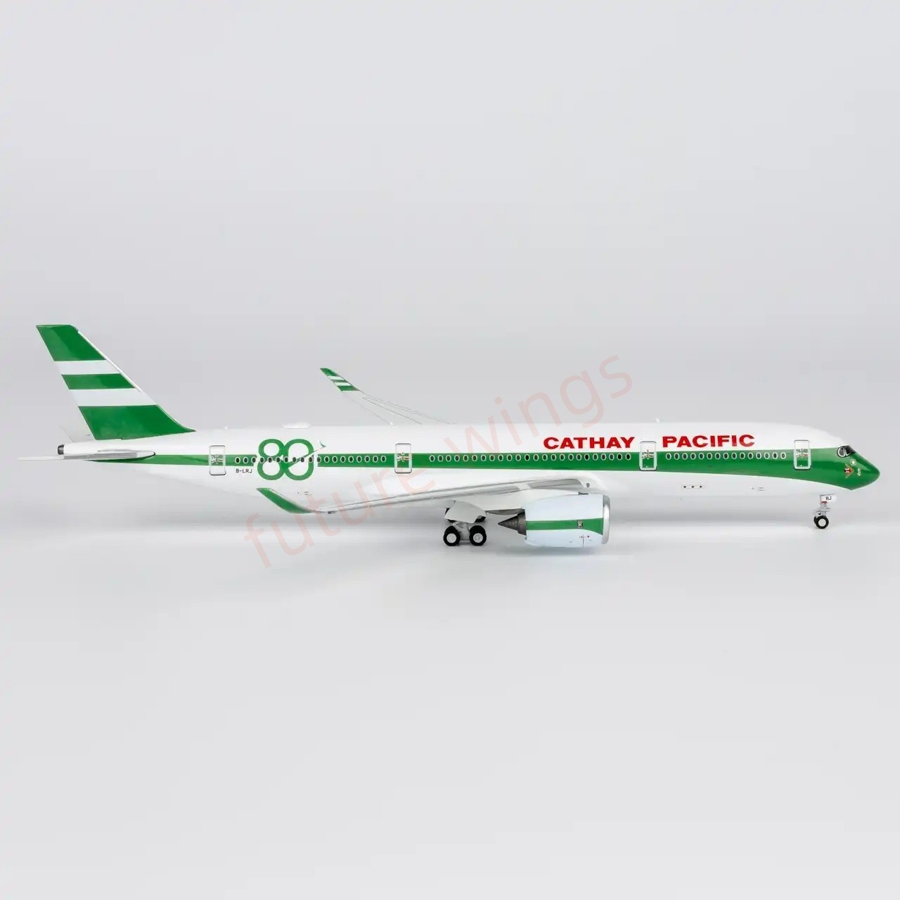 1:400 NG Models NG39129 Cathay Pacific A350-900 B-LRJ "80Years"+Free Tractor