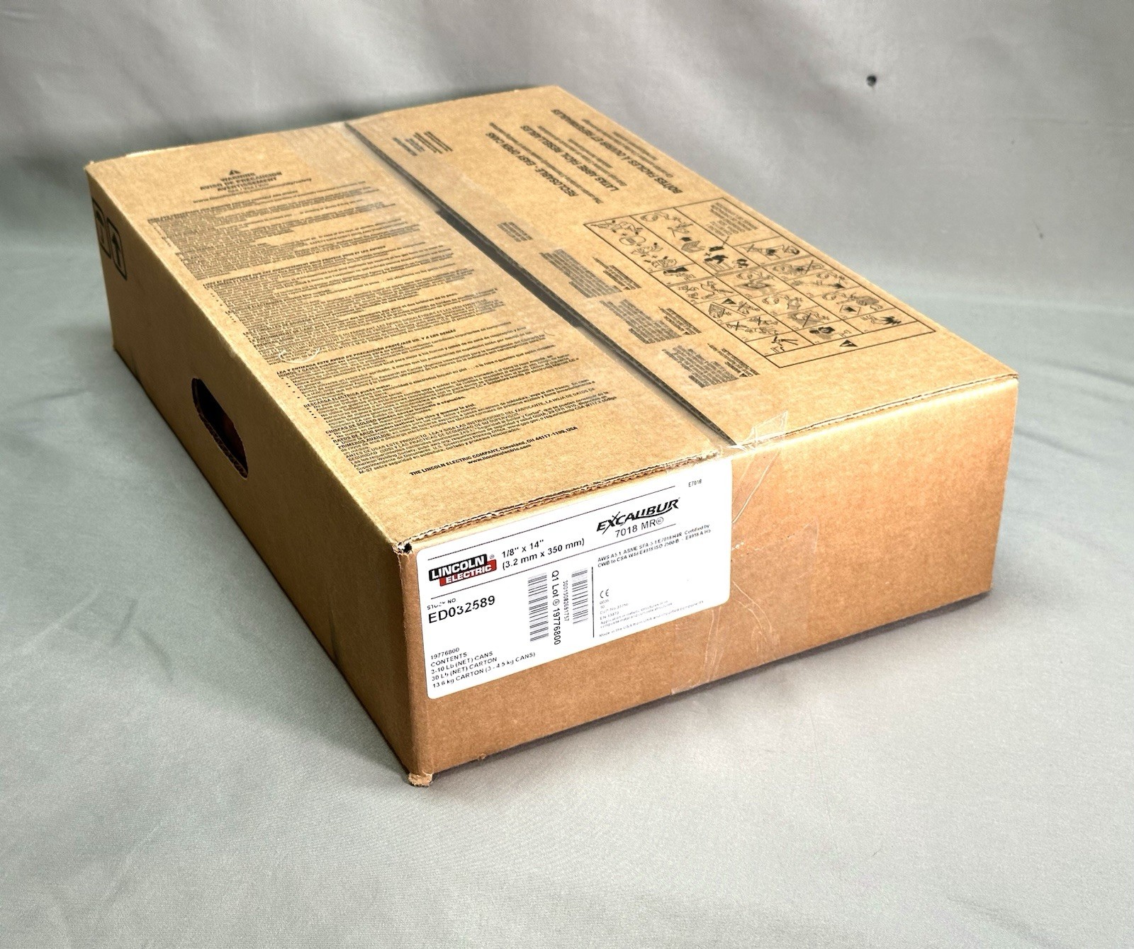 Lincoln ED032589 1/8" x 14" Excalibur 7018 MR Stick Electrodes 3-10lb Cans 30lbs