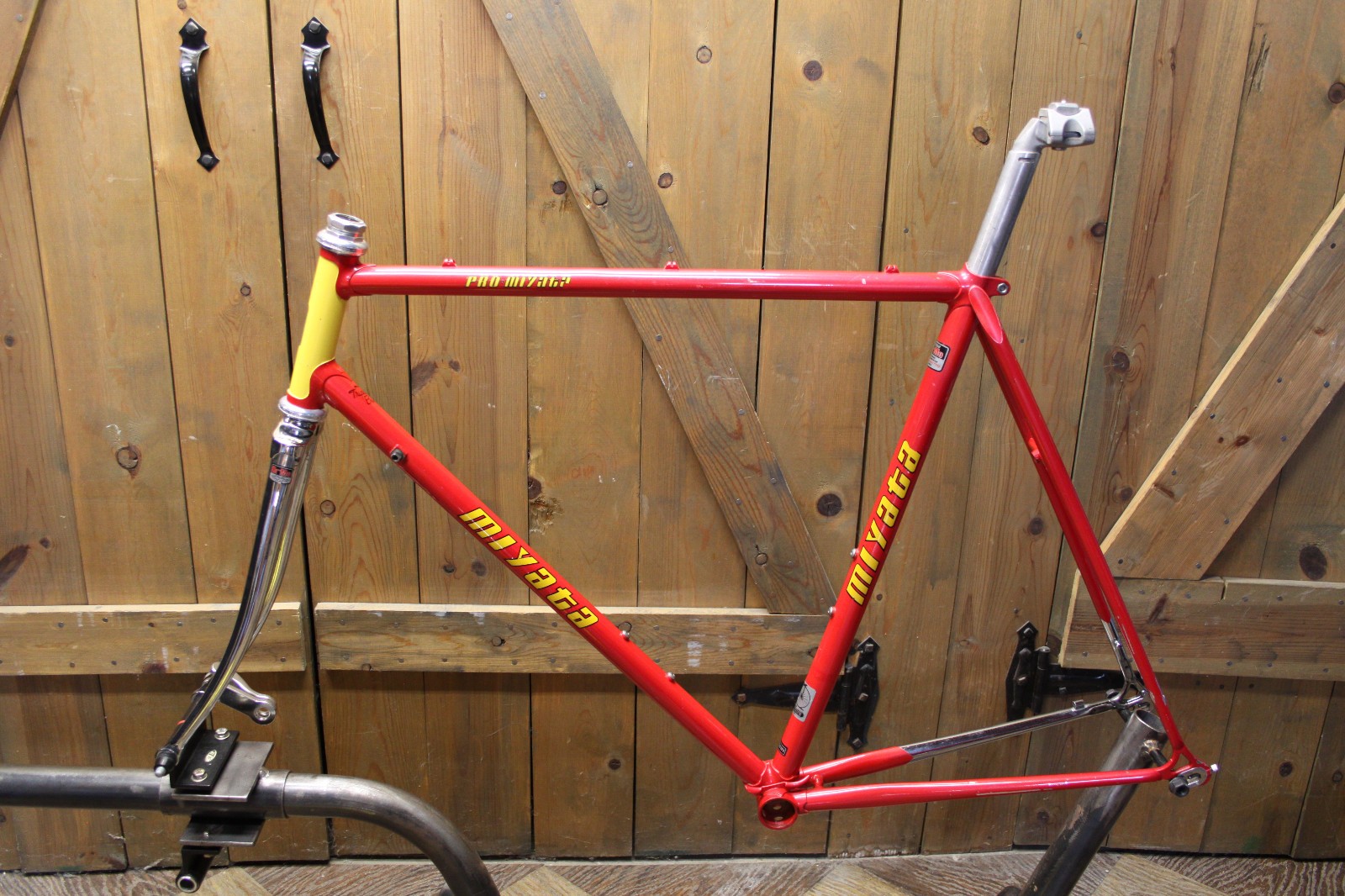 1985 PRO-MIYATA Frameset 57cm Road Bicycle Vintage Crmo Triple Butted