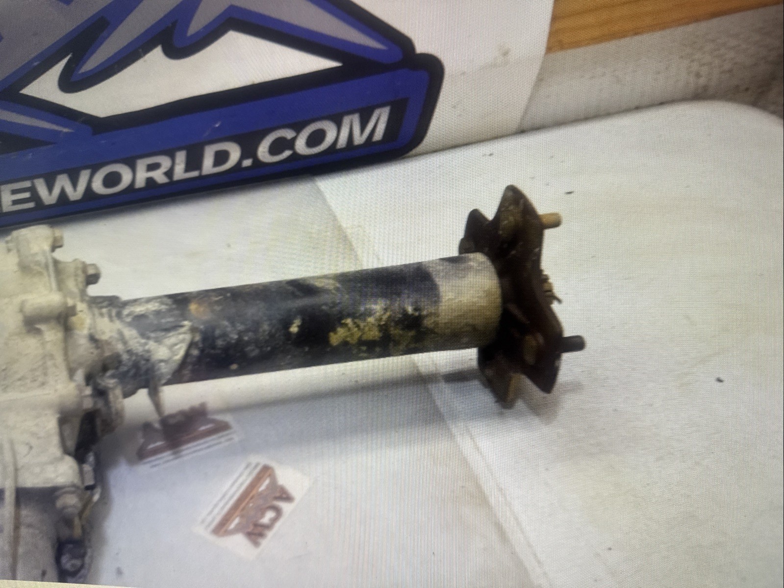 P1-6 Rear End Axle Differential Hubs 06 Honda TRX500 TRX 500 Foreman 4x4 2006