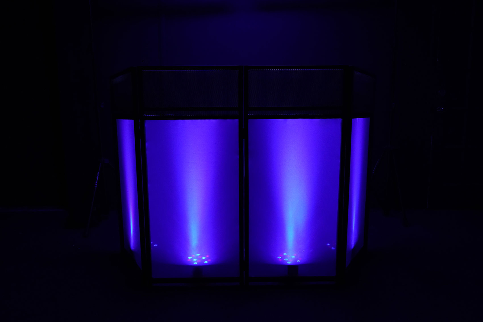 Rockville ROCKBOOTH DJ Event Booth Facade w/Built in Table+Travel Bag+Scrims