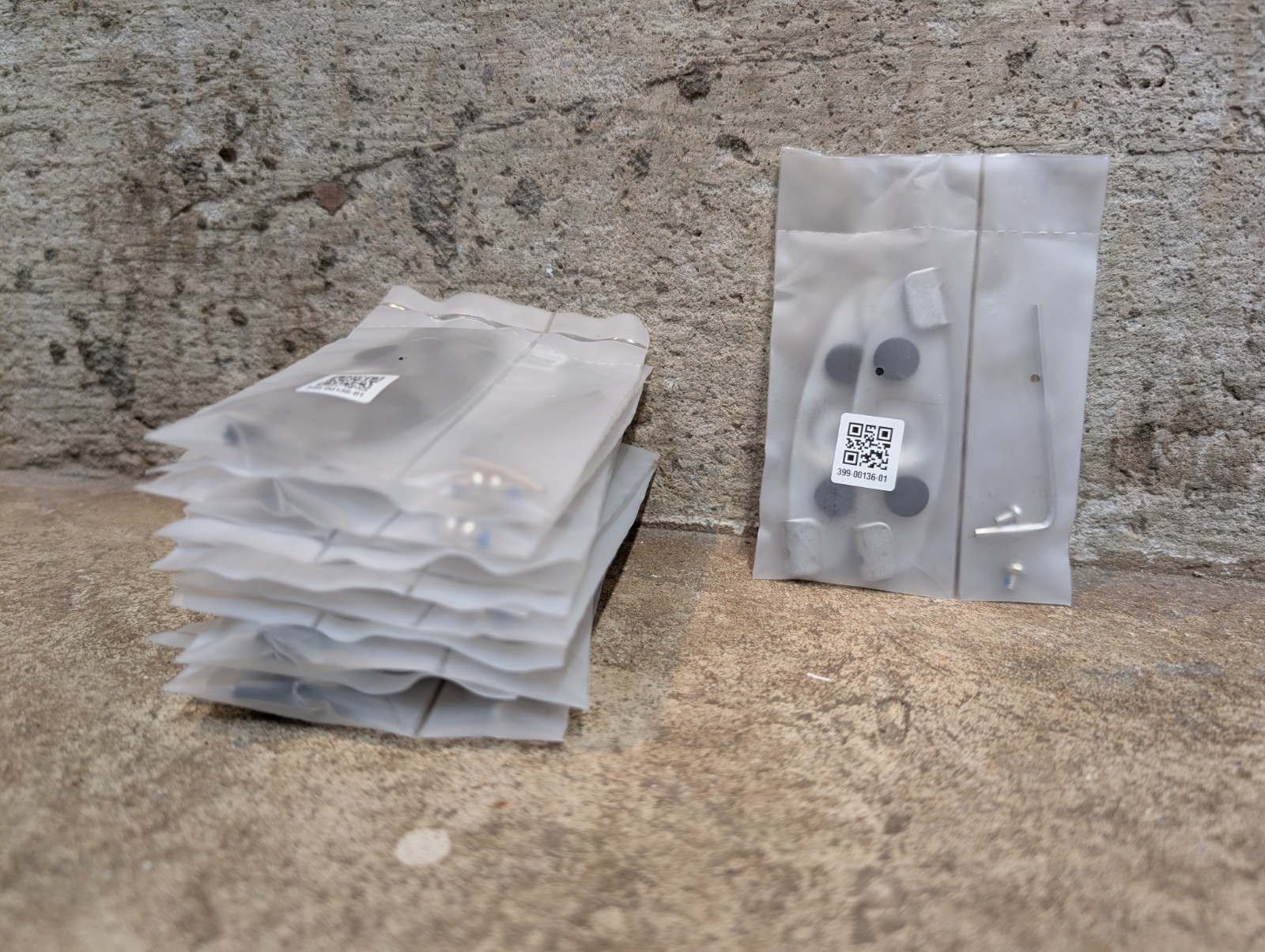 LOT of 15 OEM Ubiquiti UniFi T-Rail/T-Bar Ceiling Tile Clip for Pro Access Point