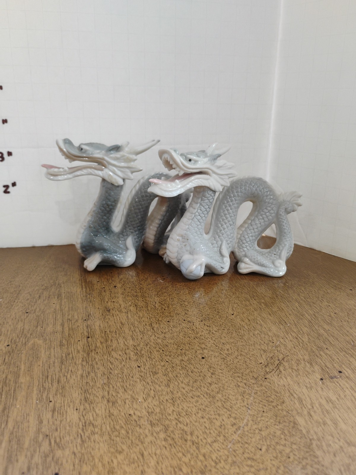 Vintage Yoshimi K Porcelain Foo Dragon Figurine Gray White Sphere Japan